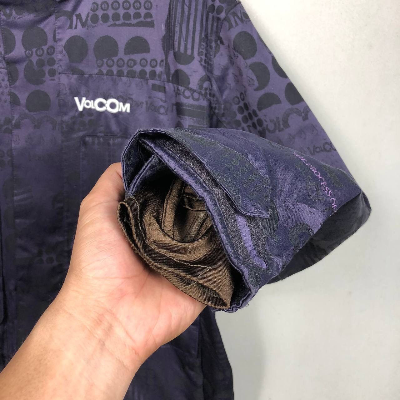 Volcom Volcom Iconic Stone Waterproof Ski & Snowboard Jacket Purple Size US L / EU 52-54 / 3 - 7 Thumbnail