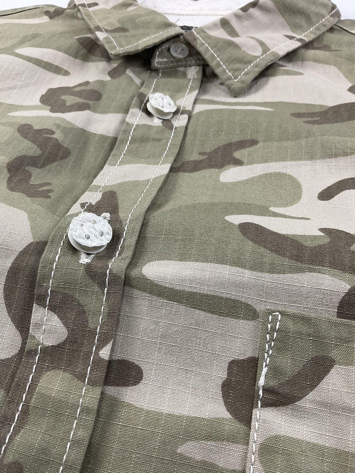 Comme des Garcons Homme Plus Comme des Garcons Homme Plus S/S'13 Camo Shirt Size US L / EU 52-54 / 3 - 7 Thumbnail