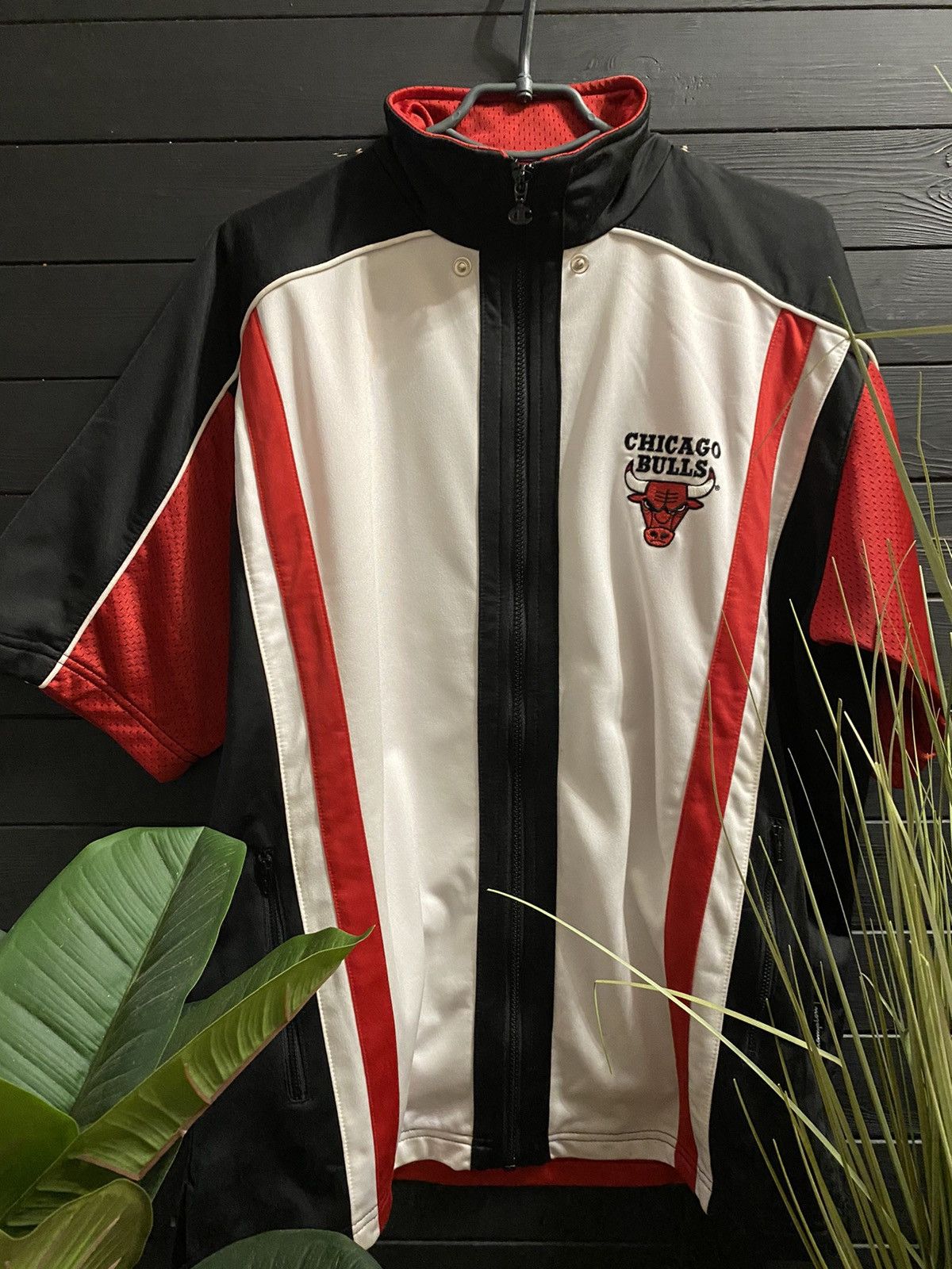 Champion Rare Vintage Hooded Jersey Champion Chicago Bulls Y2K style. Size US S / EU 44-46 / 1 - 15 Thumbnail