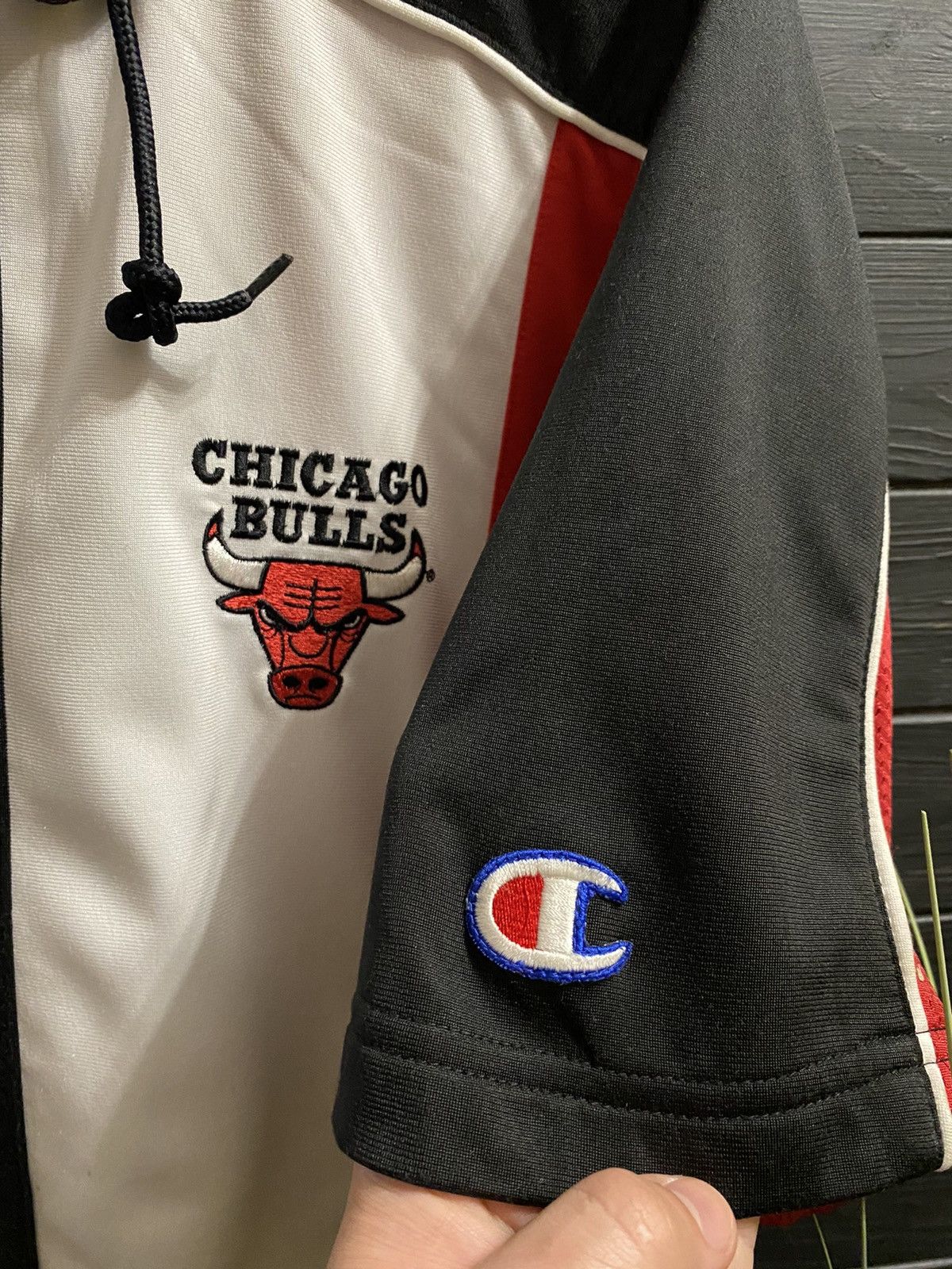 Champion Rare Vintage Hooded Jersey Champion Chicago Bulls Y2K style. Size US S / EU 44-46 / 1 - 5 Thumbnail