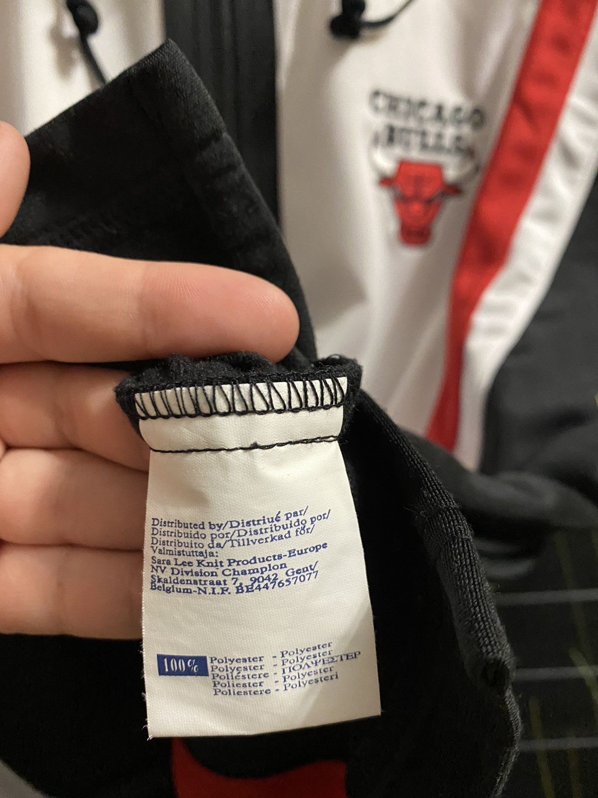 Champion Rare Vintage Hooded Jersey Champion Chicago Bulls Y2K style. Size US S / EU 44-46 / 1 - 10 Thumbnail