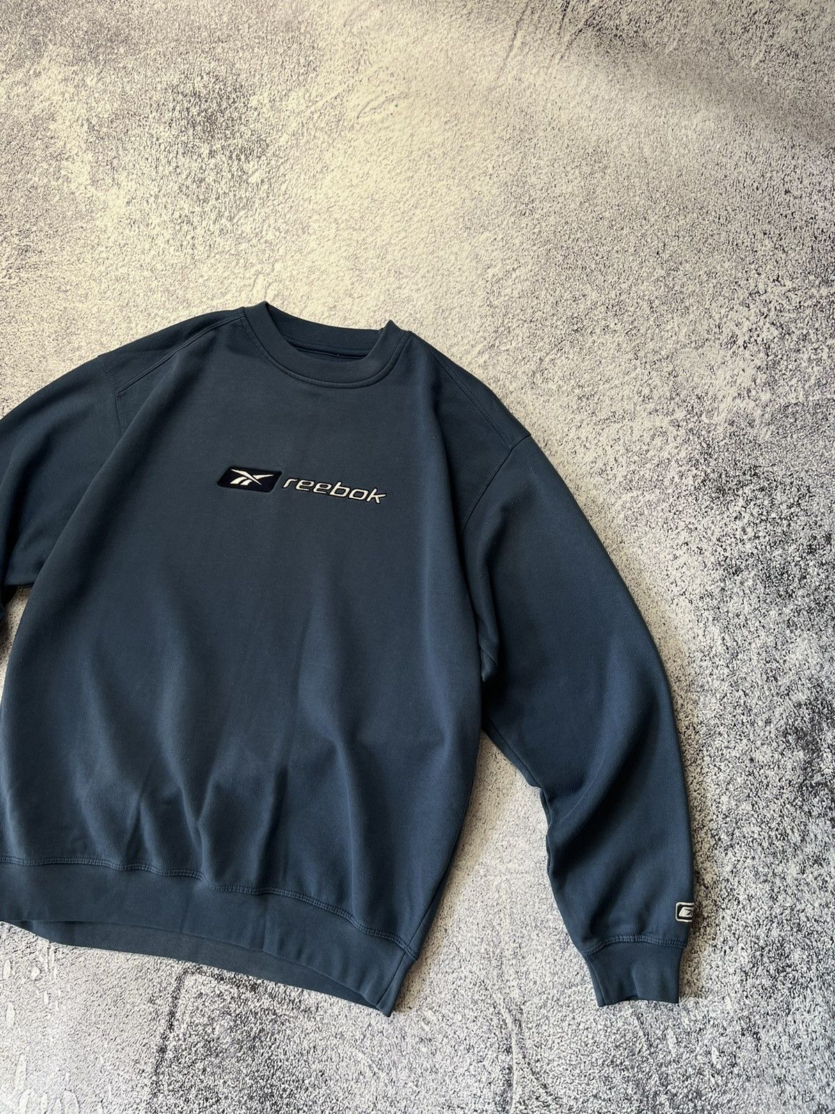 Reebok Vintage Reebok Centre logo Hoodie Size US M / EU 48-50 / 2 - 3 Thumbnail