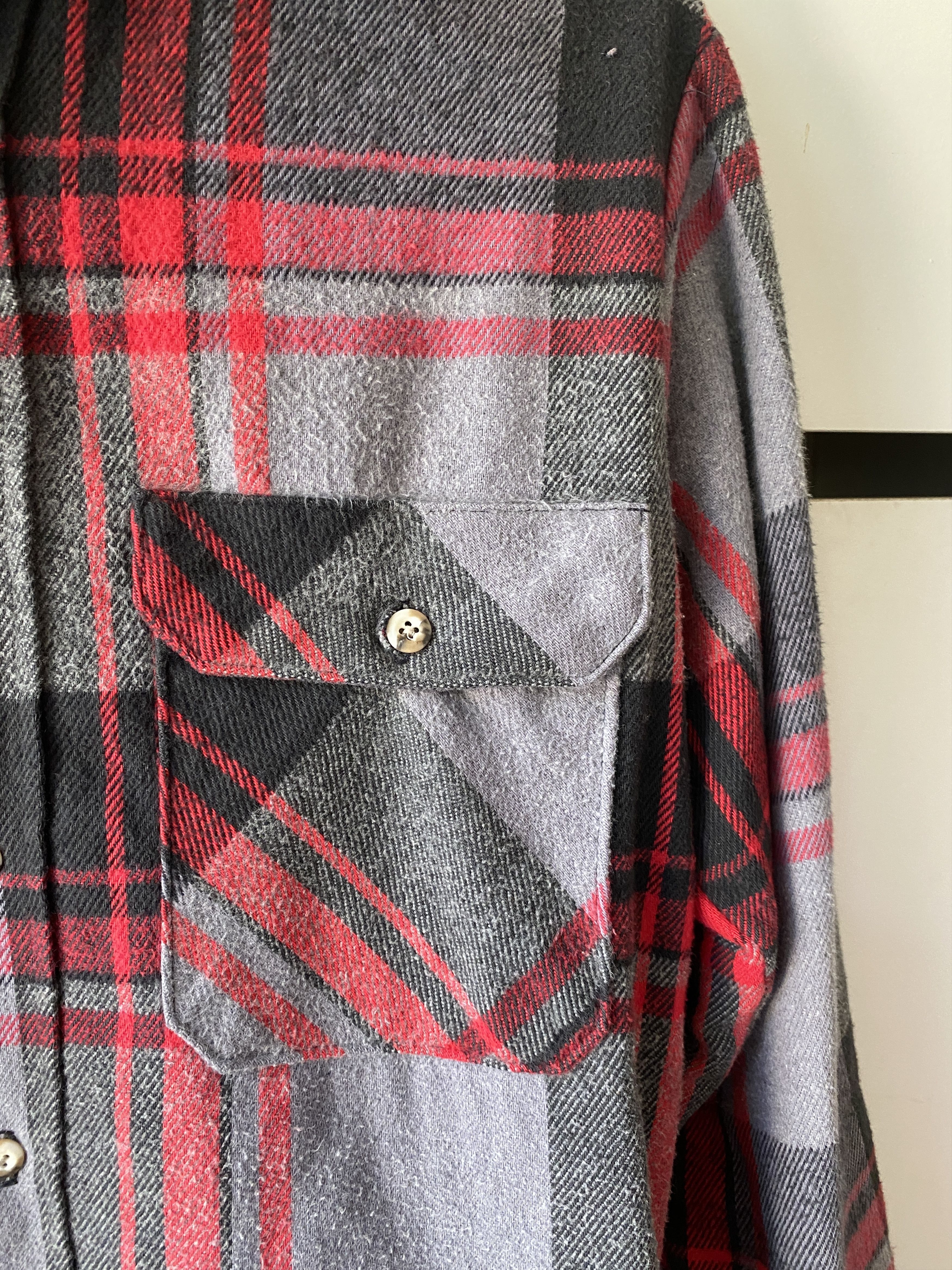 Flannel VINTAGE PRIVATE PROPERTY FLANNEL PLAID SHIRT Size US S / EU 44-46 / 1 - 4 Thumbnail