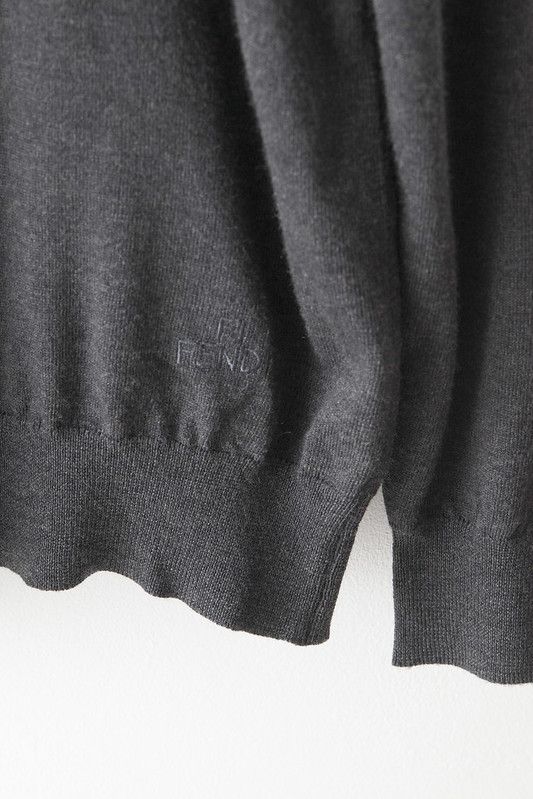 Fendi Merino wool sweater Size US S / EU 44-46 / 1 - 2 Thumbnail