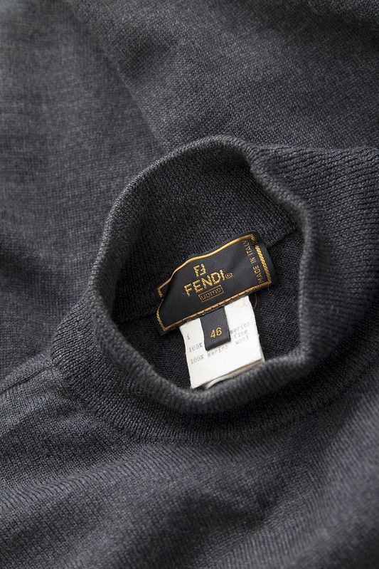 Fendi Merino wool sweater Size US S / EU 44-46 / 1 - 4 Thumbnail