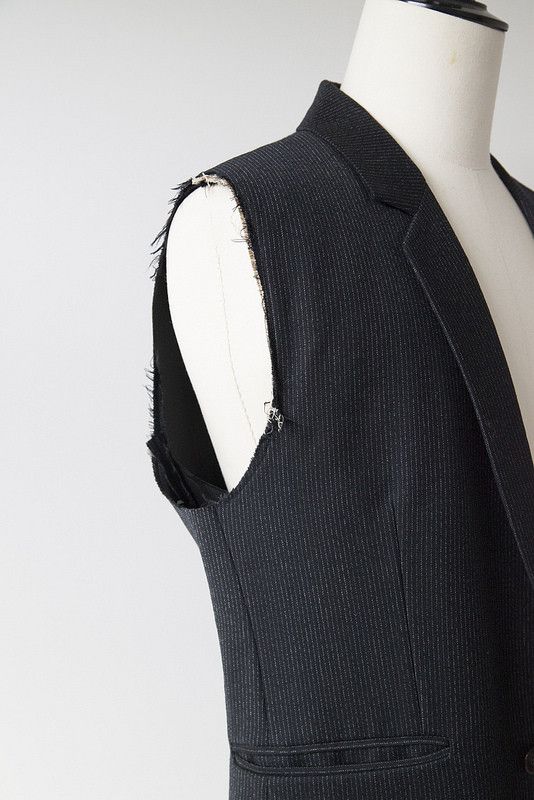 Raf Simons AW98 destroyed pinstripe blazer Size 40R - 4 Thumbnail
