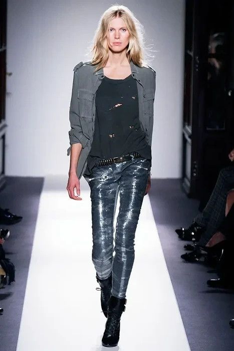 Balmain SS10 camo sequin leggings Size 25" / US 0 / IT 36 - 1 Thumbnail