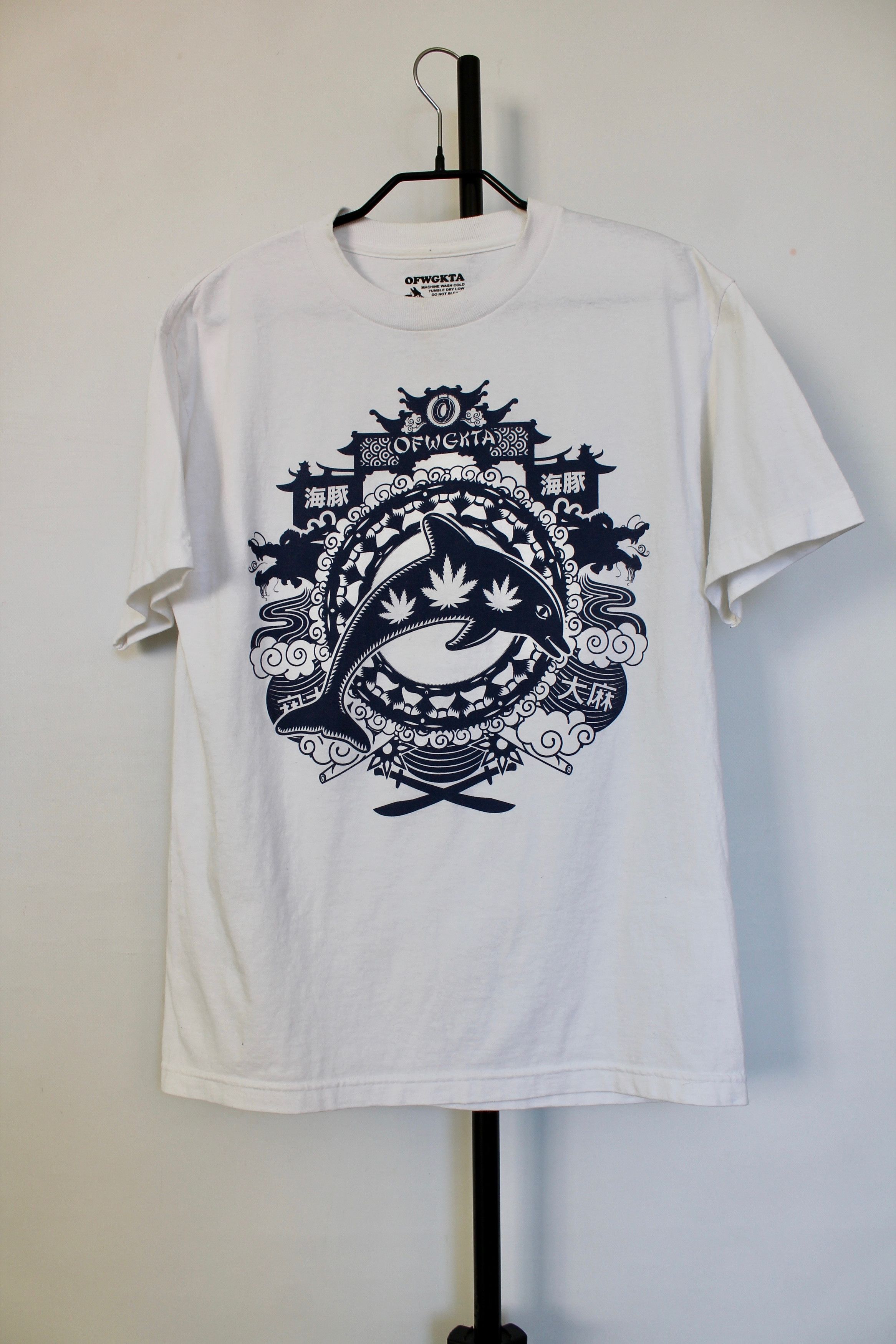 Odd Future OFWGKTA ODD Future Dolphin Print T shirt size M Size US M / EU 48-50 / 2 - 2 Thumbnail