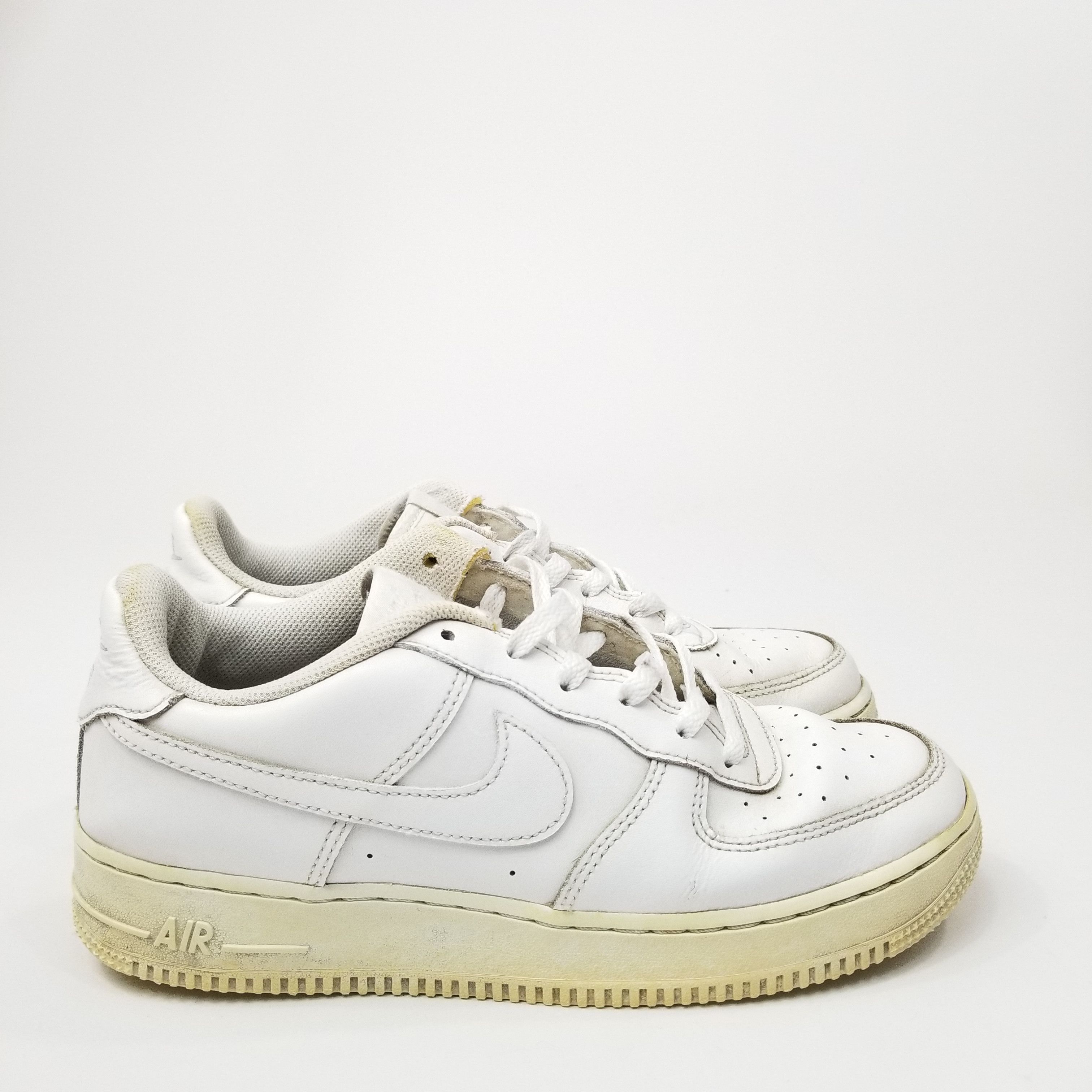 Nike × Vintage Nike Air Force 1 AF1 Low 07 Triple White Sneakers Womens 8.5 Size US 8.5 / IT 38.5 - 3 Thumbnail