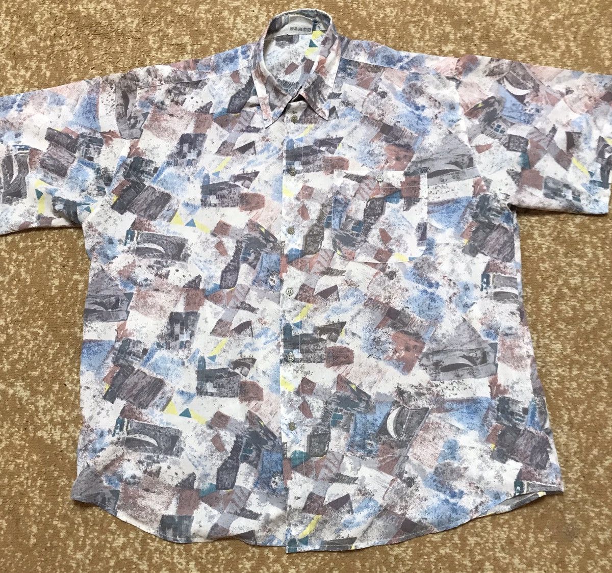 Vintage 🔥MAKE OFFERS🔥Vintage 90s Hawaiian shirt size XL Size US XL / EU 56 / 4 - 1 Thumbnail