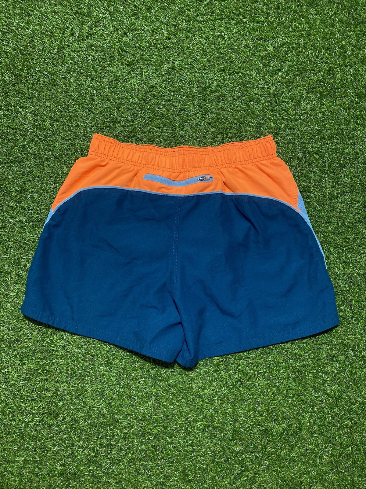 Nike Vintage Nike shorts streetwear swoosh casual y2k size S Size US 30 / EU 46 - 4 Thumbnail