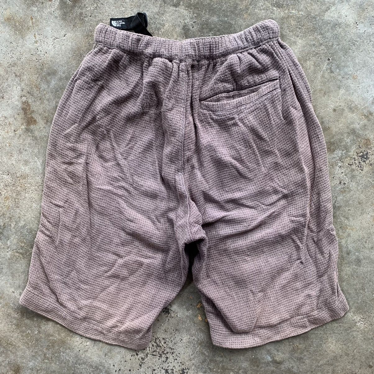 The North Face The North Face Short pants Size US 26 / EU 42 - 6 Thumbnail