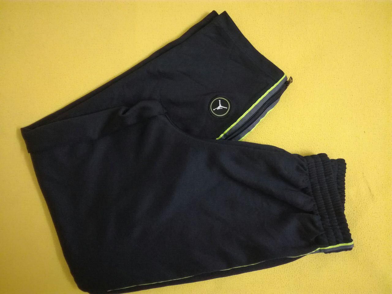 Jordan Brand Jordan Sweat Pant Rare Side Tape ZipSide Tappe Size US 36 / EU 52 - 7 Thumbnail