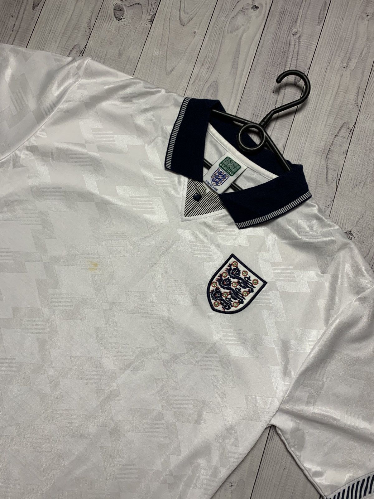 Vintage Vintage England soccer jersey retro size L Size US L / EU 52-54 / 3 - 2 Thumbnail