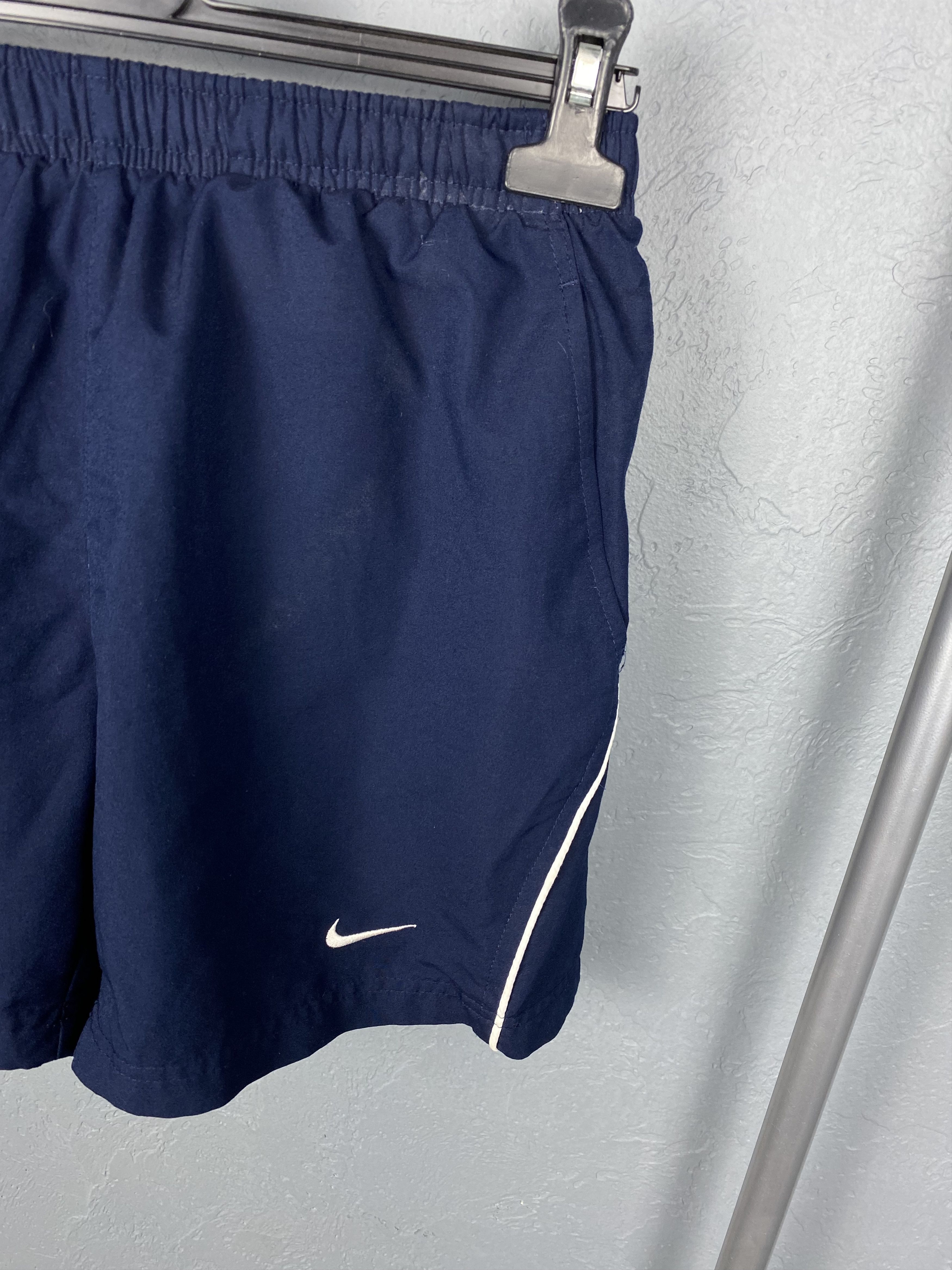Nike × Vintage Nike Vintage Mens Nylon Shorts Y2K Size US 30 / EU 46 - 2 Thumbnail