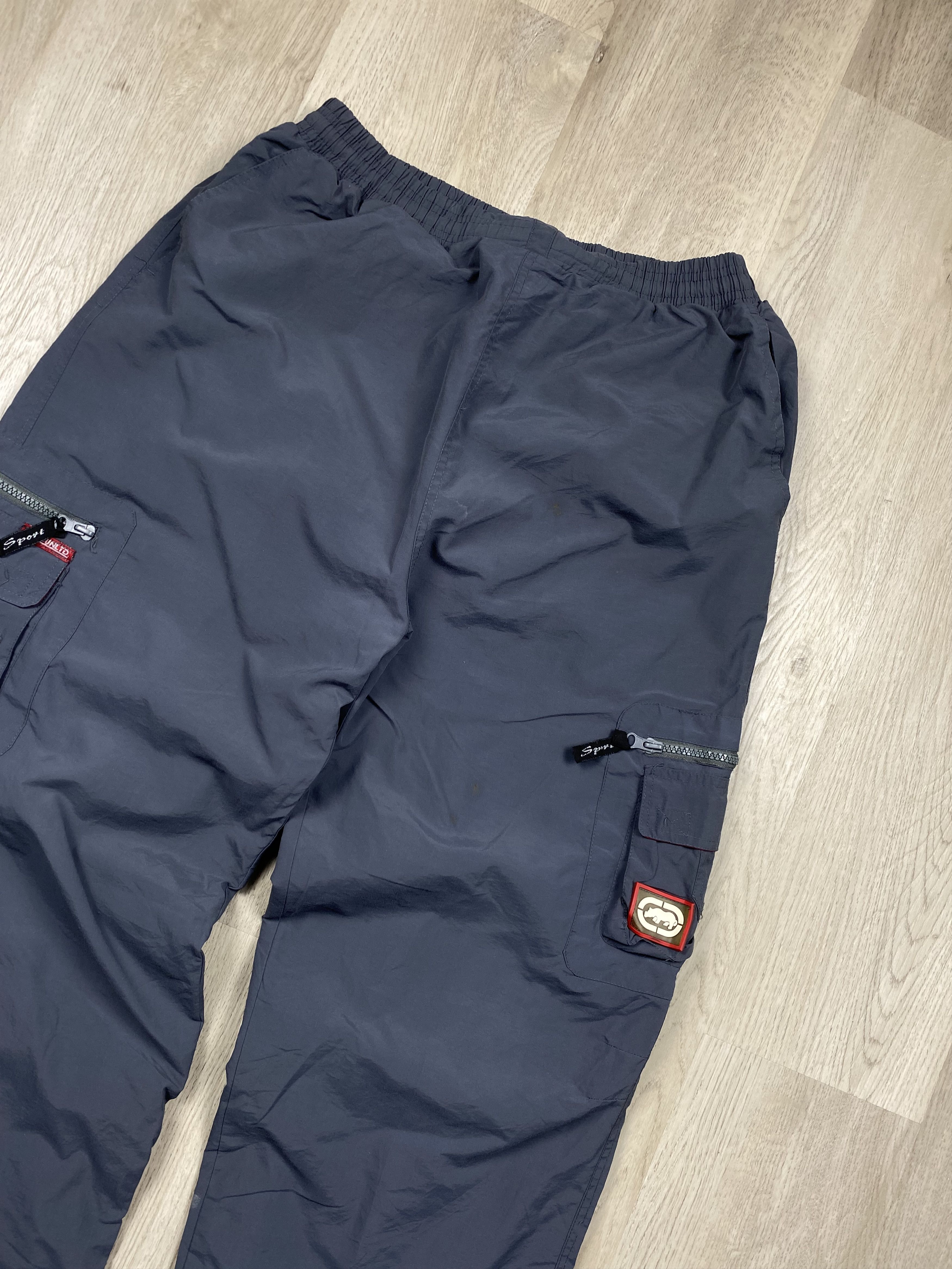 Ecko Unltd. Ecko Unltd. Vintage Baggy Cargo Nylon Rap Pants Insulated Size US 36 / EU 52 - 2 Thumbnail