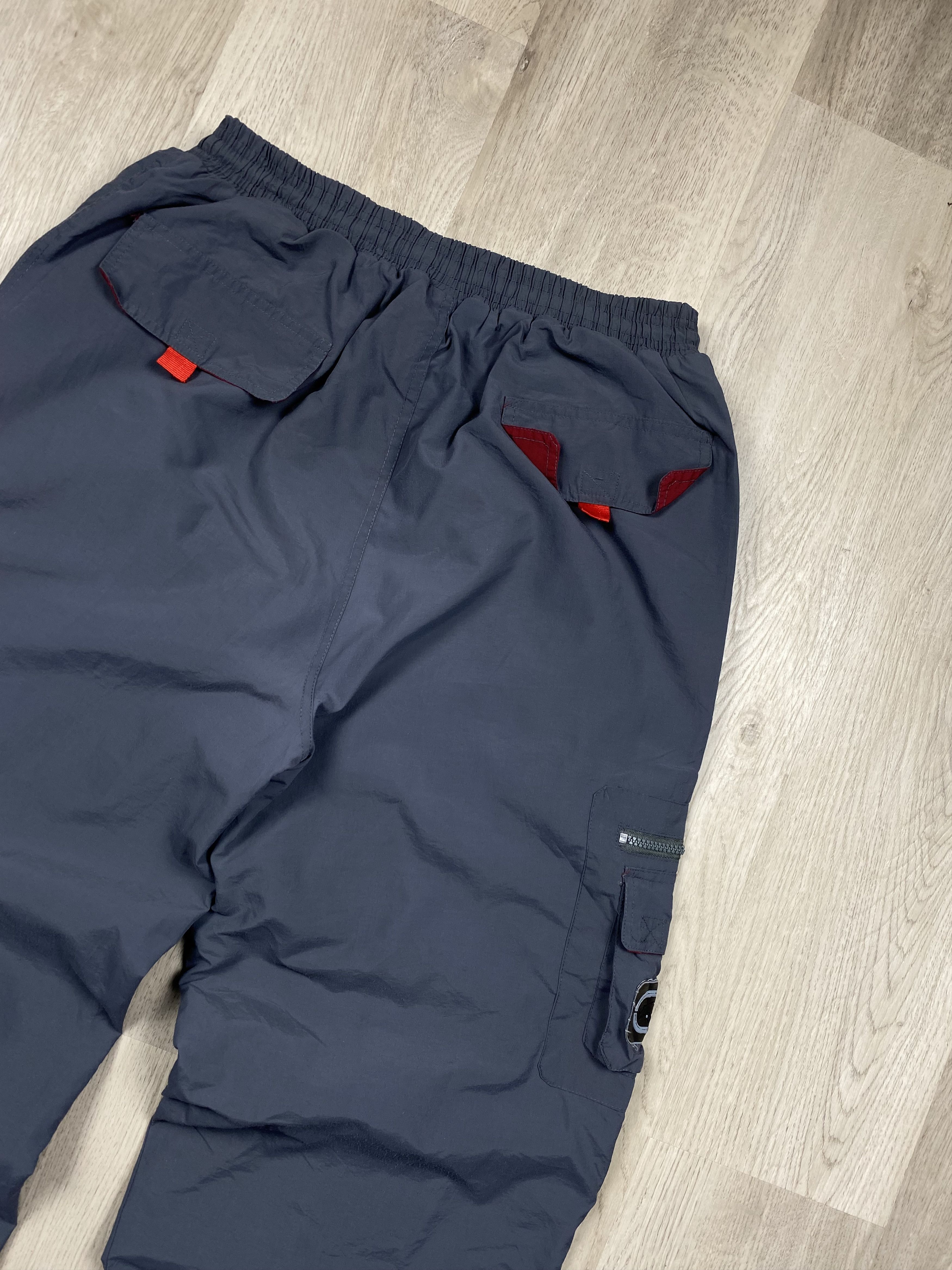 Ecko Unltd. Ecko Unltd. Vintage Baggy Cargo Nylon Rap Pants Insulated Size US 36 / EU 52 - 11 Thumbnail