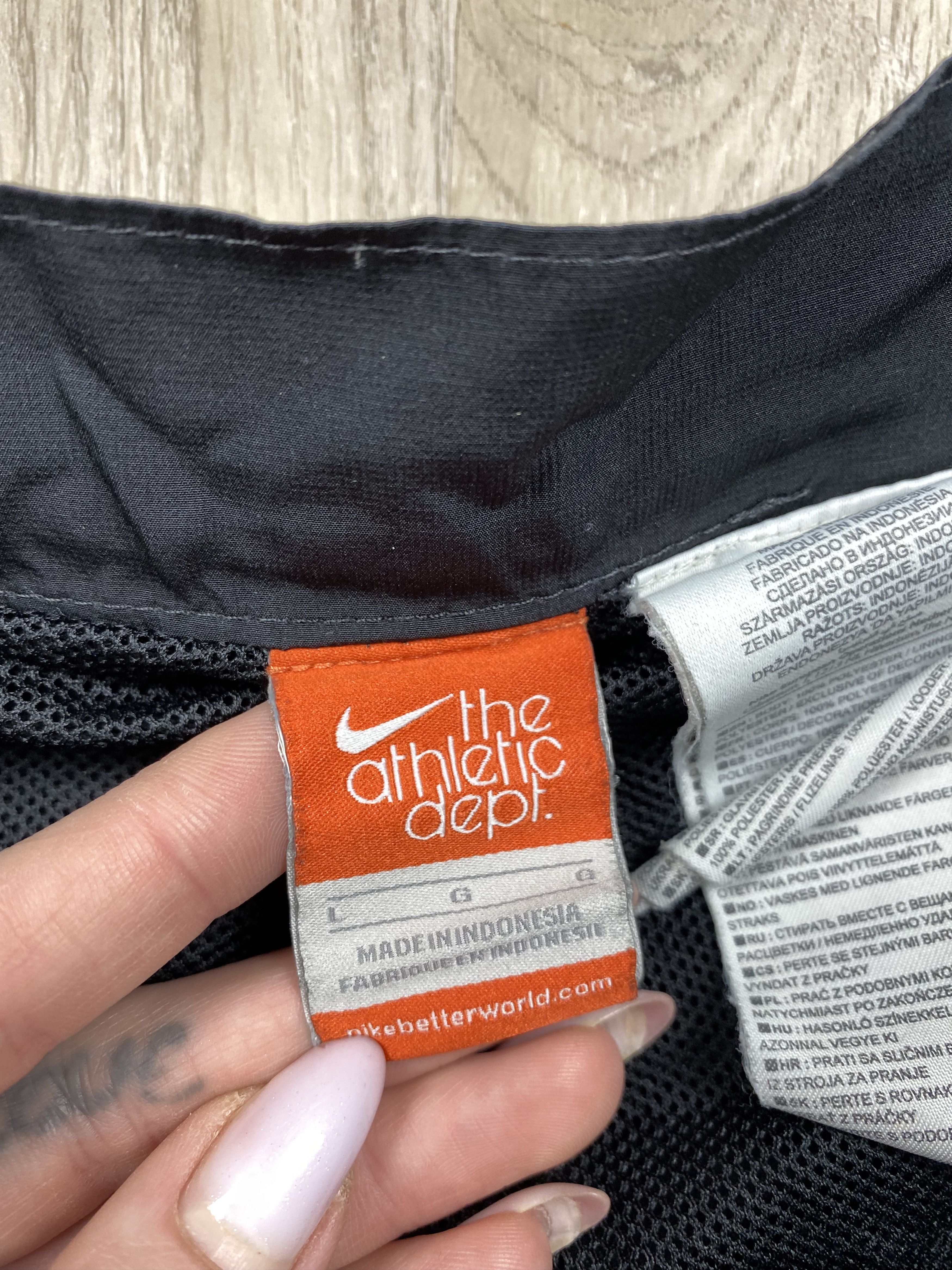 Nike × Vintage Nike Vintage Faded Nylon Baggy Pants Y2K Drill Gorpcore Size US 34 / EU 50 - 6 Thumbnail
