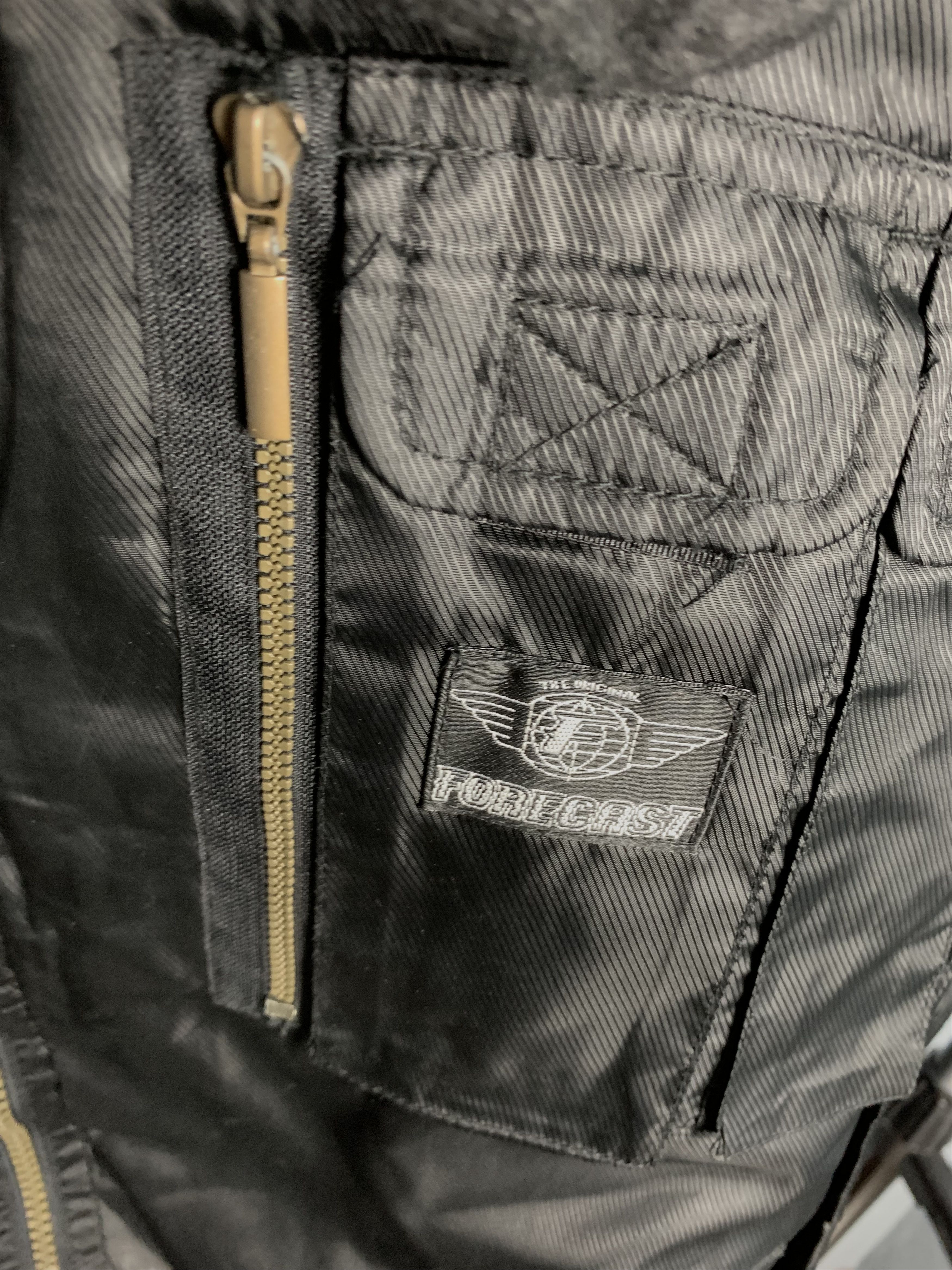 Japanese Brand Forecast 90s Vintage Mens Nylon Bomber Jacket Size US L / EU 52-54 / 3 - 5 Thumbnail