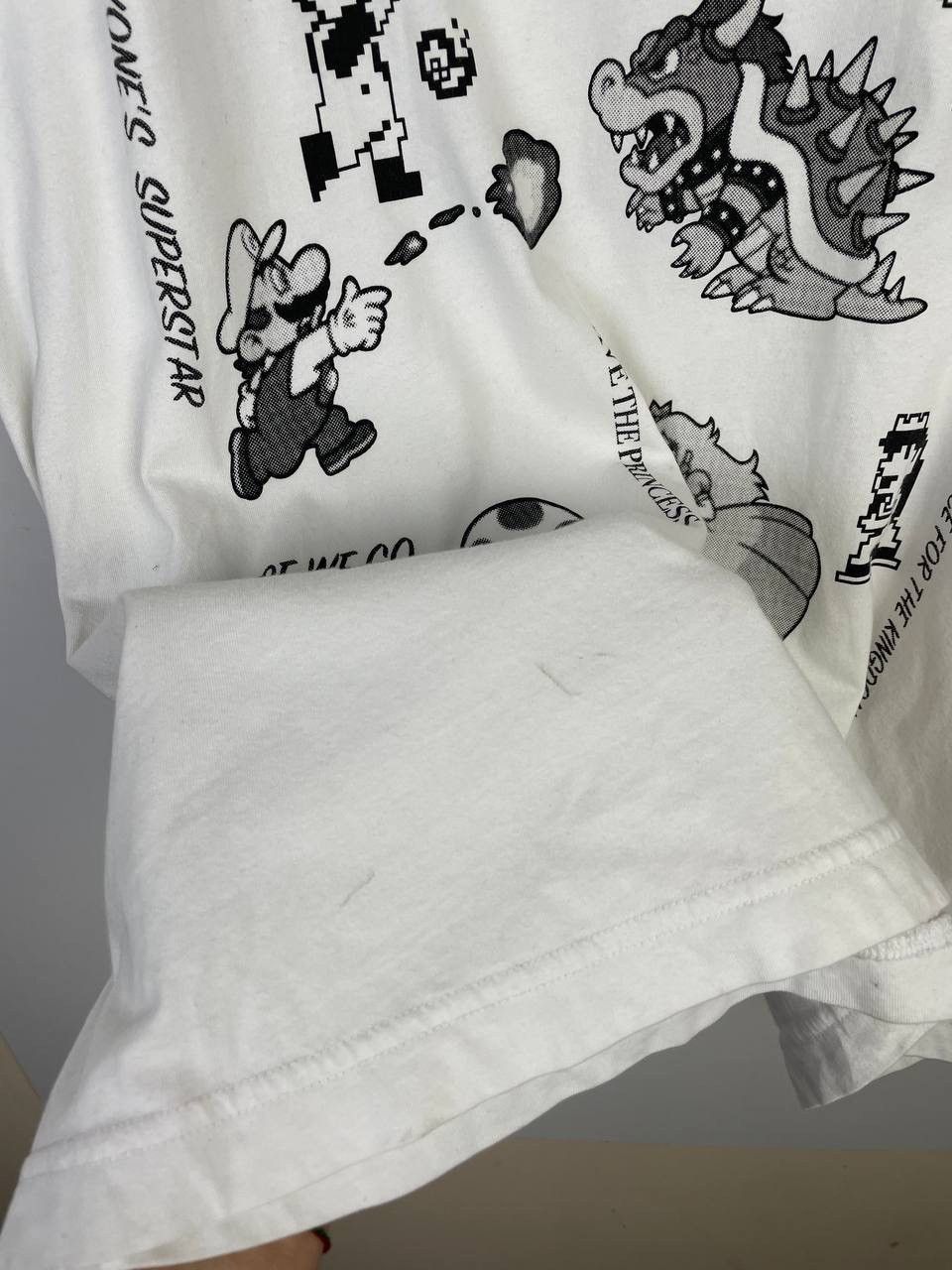 Uniqlo Uniqlo Nintendo Mario vintage t-shirt size Xl Size US XL / EU 56 / 4 - 4 Thumbnail