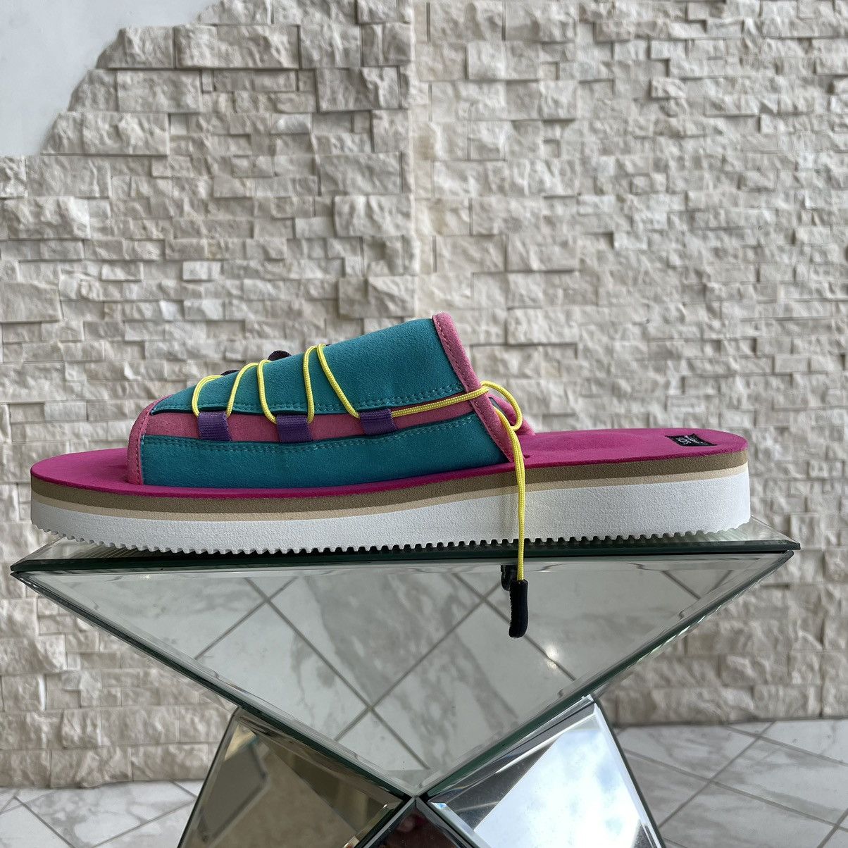 Suicoke Suicoke OLAS-ECS Slides Size 11 Size US 11 / EU 44 - 3 Thumbnail
