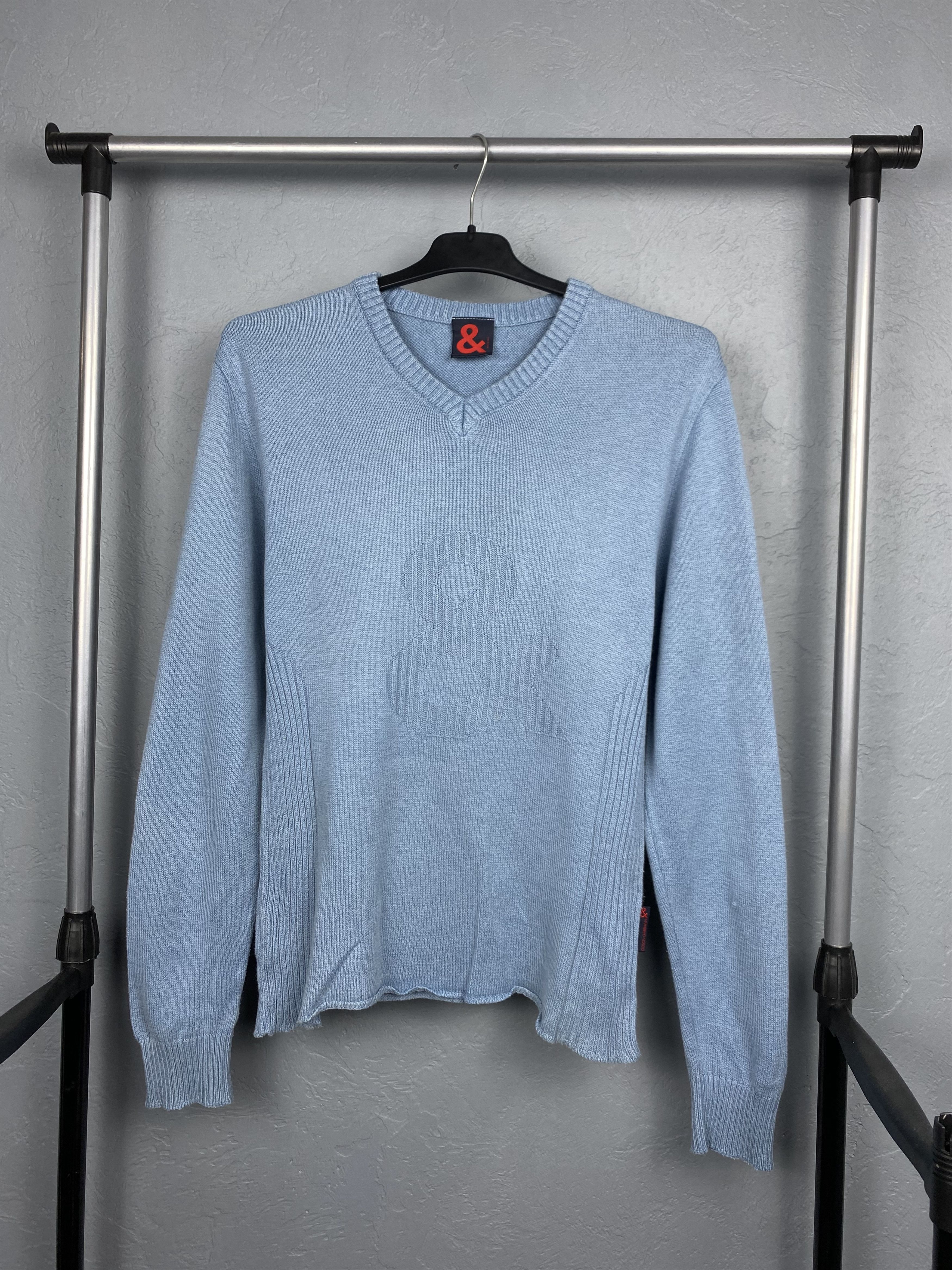 Dolce & Gabbana Dolce & Gabbana Vintage Mens V-neck Sweater Size US M / EU 48-50 / 2 - 1 Thumbnail