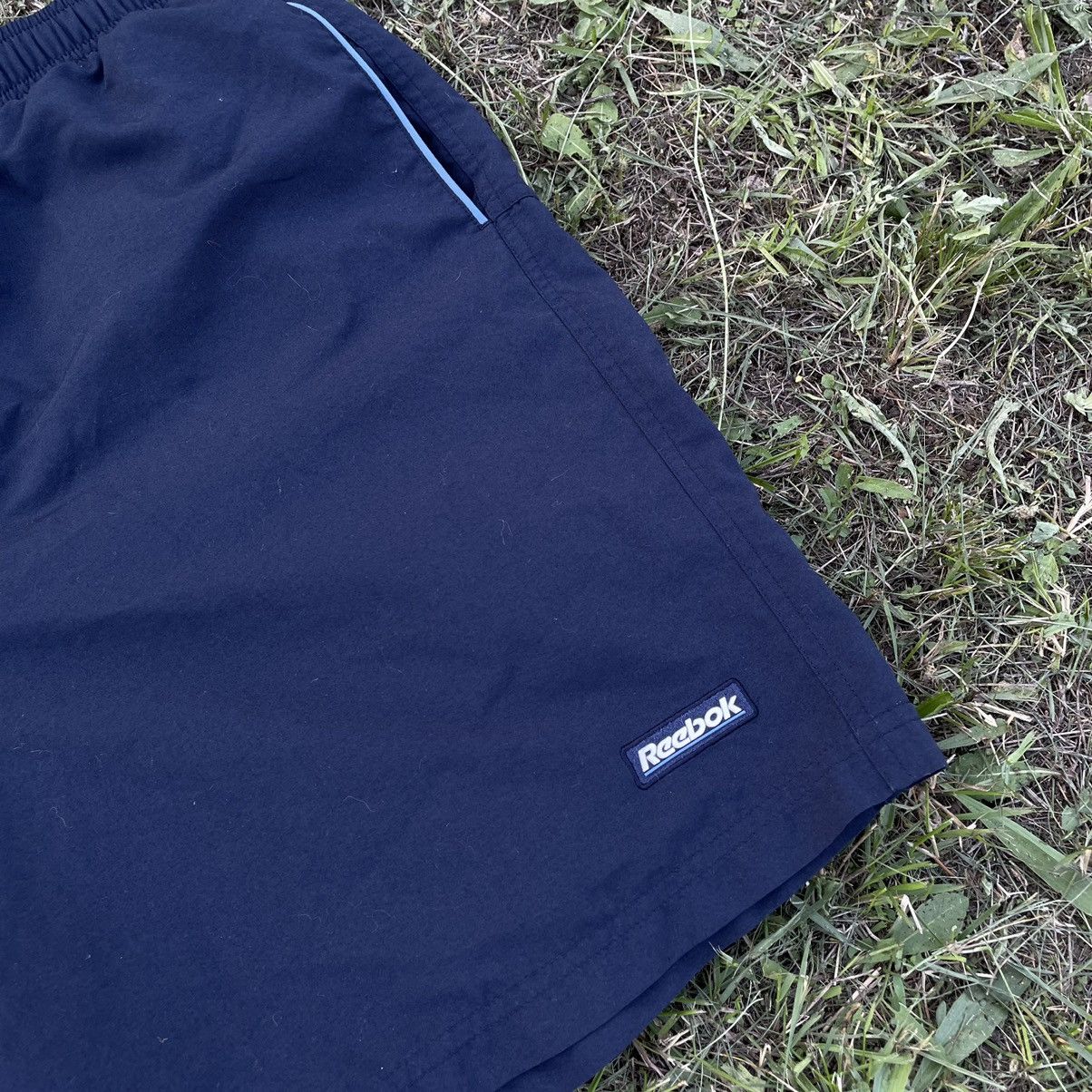 Vintage Vintage Reebok Y2K Baggy Shorts Streetwear Navy Logo 34 Size US 34 / EU 50 - 3 Thumbnail