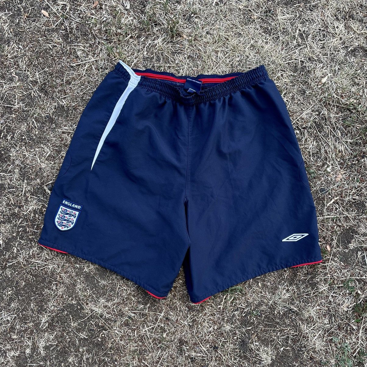 Vintage Vintage 90s Umbro Drill Shorts Streetwear Y2K Navy Boxy 34 Size US 34 / EU 50 - 1 Thumbnail