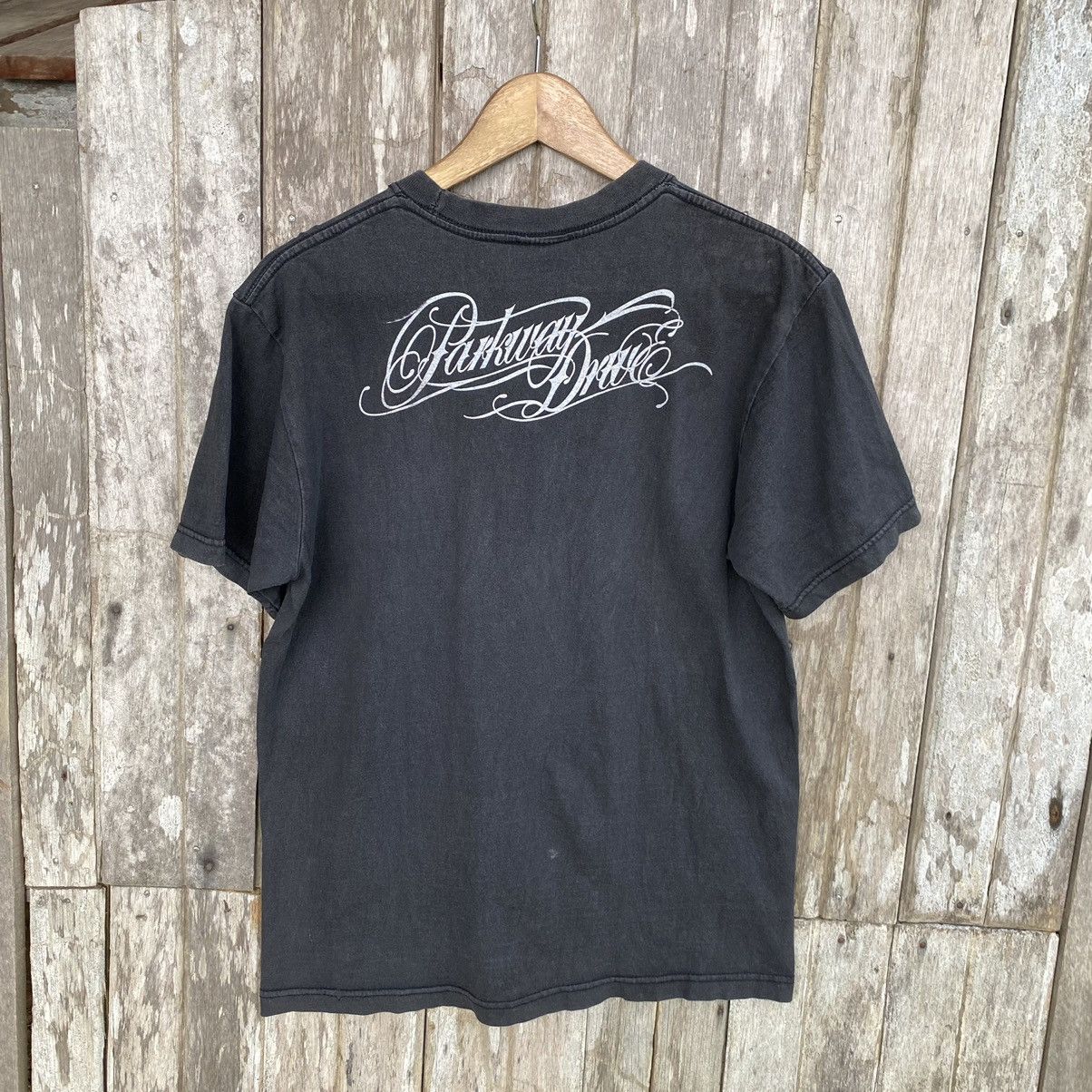Vintage Thrashed Faded Y2K Parkway Drive ERD GRUNGE PROMO TEE Size US M / EU 48-50 / 2 - 3 Thumbnail