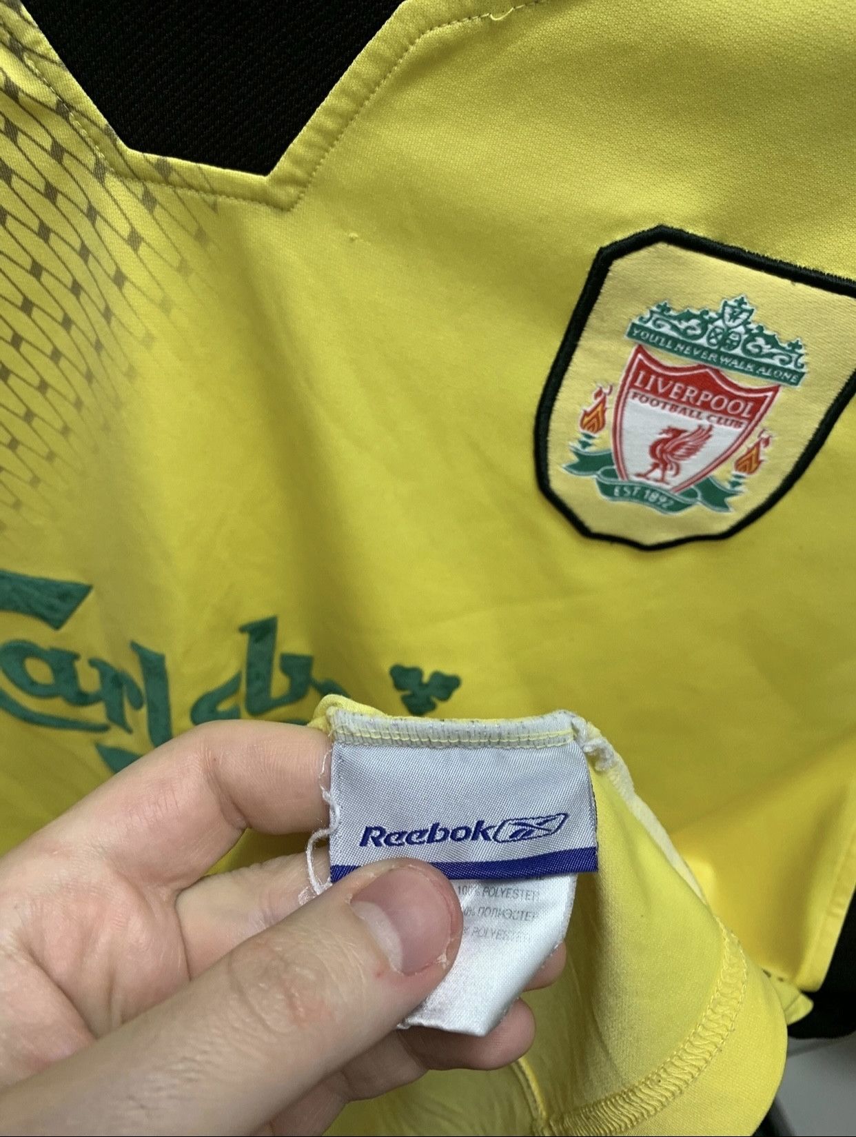 Reebok Liverpool Reebok soccer jersey carlsberg Xl yellow vintage Size US XL / EU 56 / 4 - 4 Thumbnail