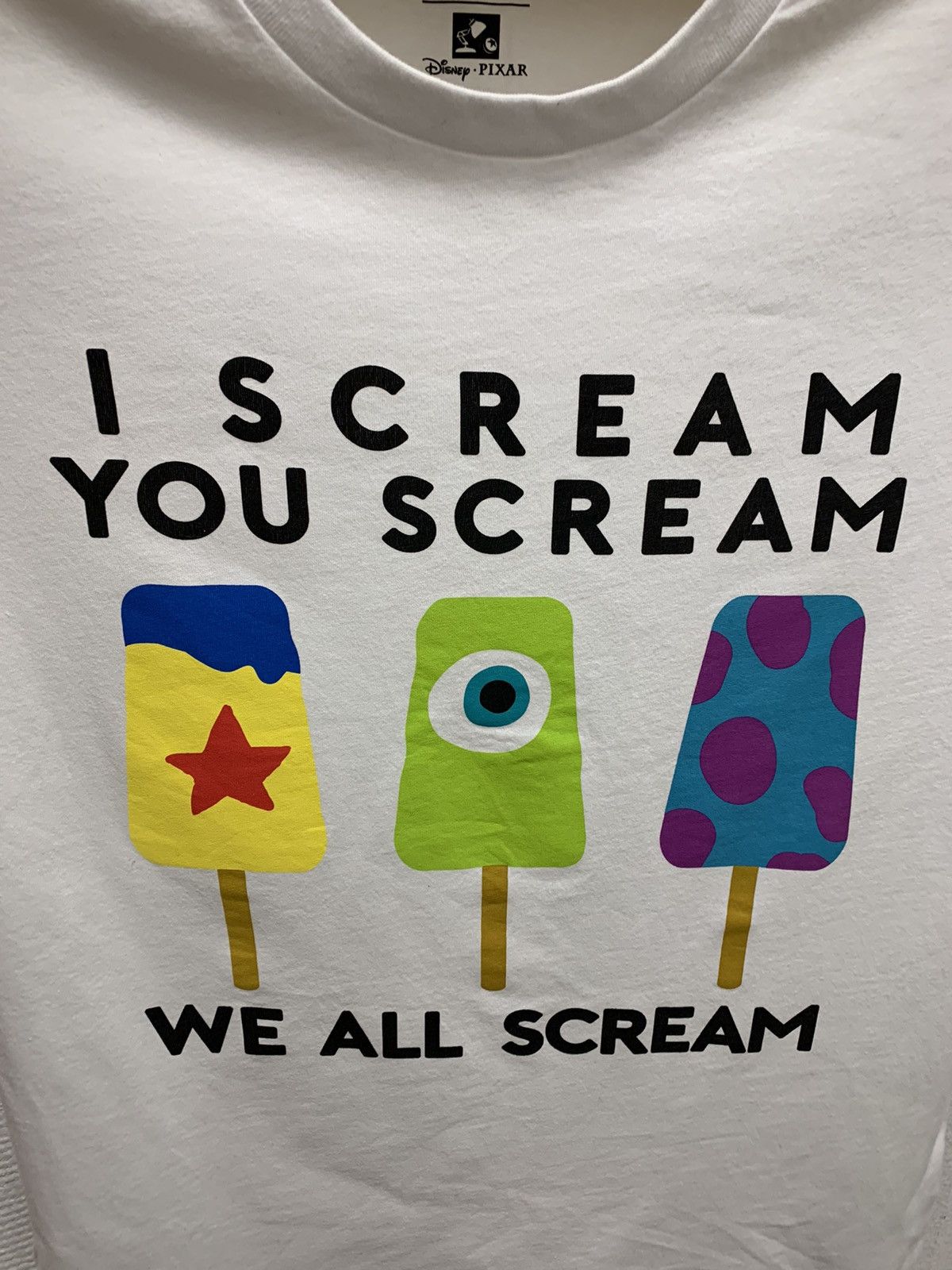 Uniqlo Iscream Uniqlo Disney white t-shirt M scream Size US M / EU 48-50 / 2 - 2 Thumbnail