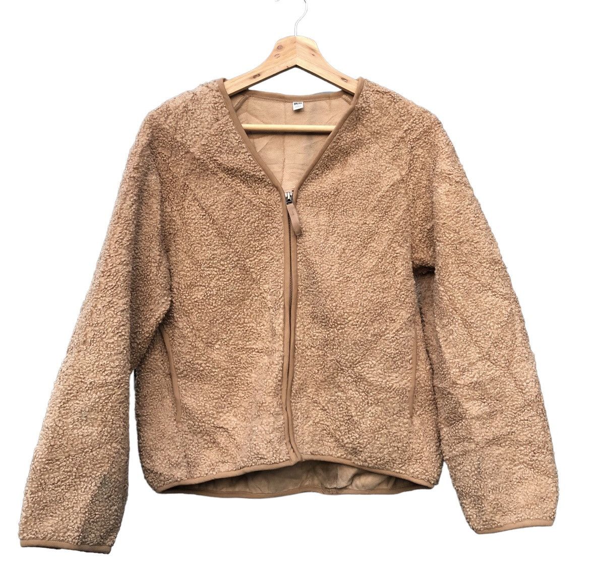 image of Lemaire x Uniqlo Fleece Cropped Sweaters in Beige, Women's (Size Small)