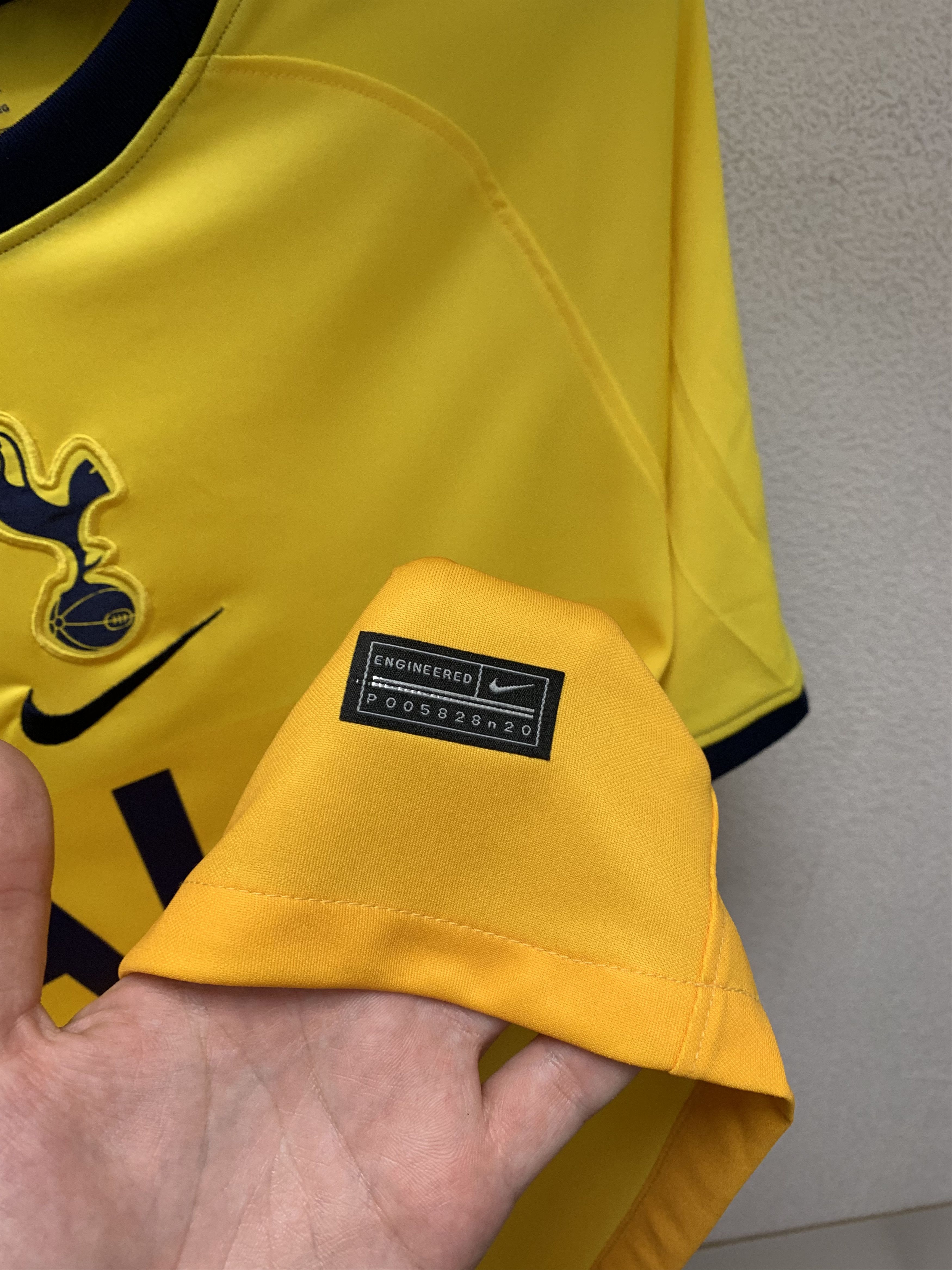 Nike Garry Kane 10 Nike Tottenham Hotspur soccer jersey Xxl 2xl Size US XXL / EU 58 / 5 - 8 Thumbnail