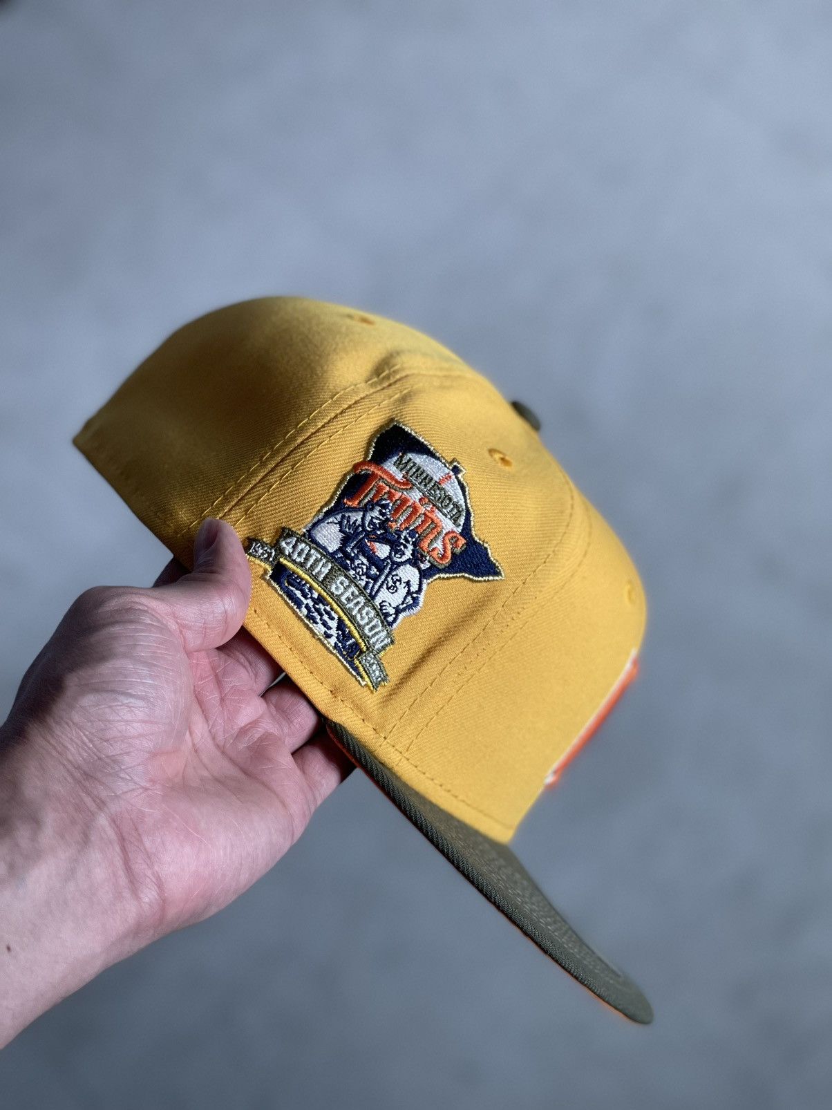 MLB 7 1/4 Sneakertown Exclusive Minnesota Twins 40th Anniversary Size ONE SIZE - 3 Thumbnail