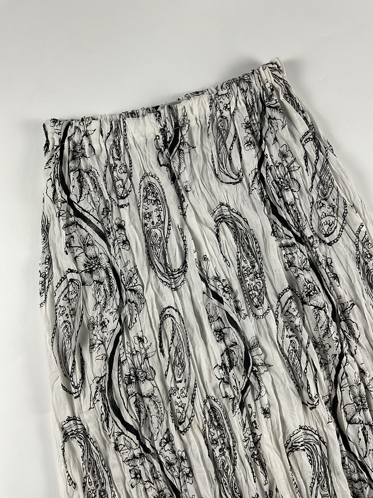 Issey Miyake Issey Miyake Pleated Paisley Skirt Size 34" / US 12 / IT 48 - 4 Thumbnail