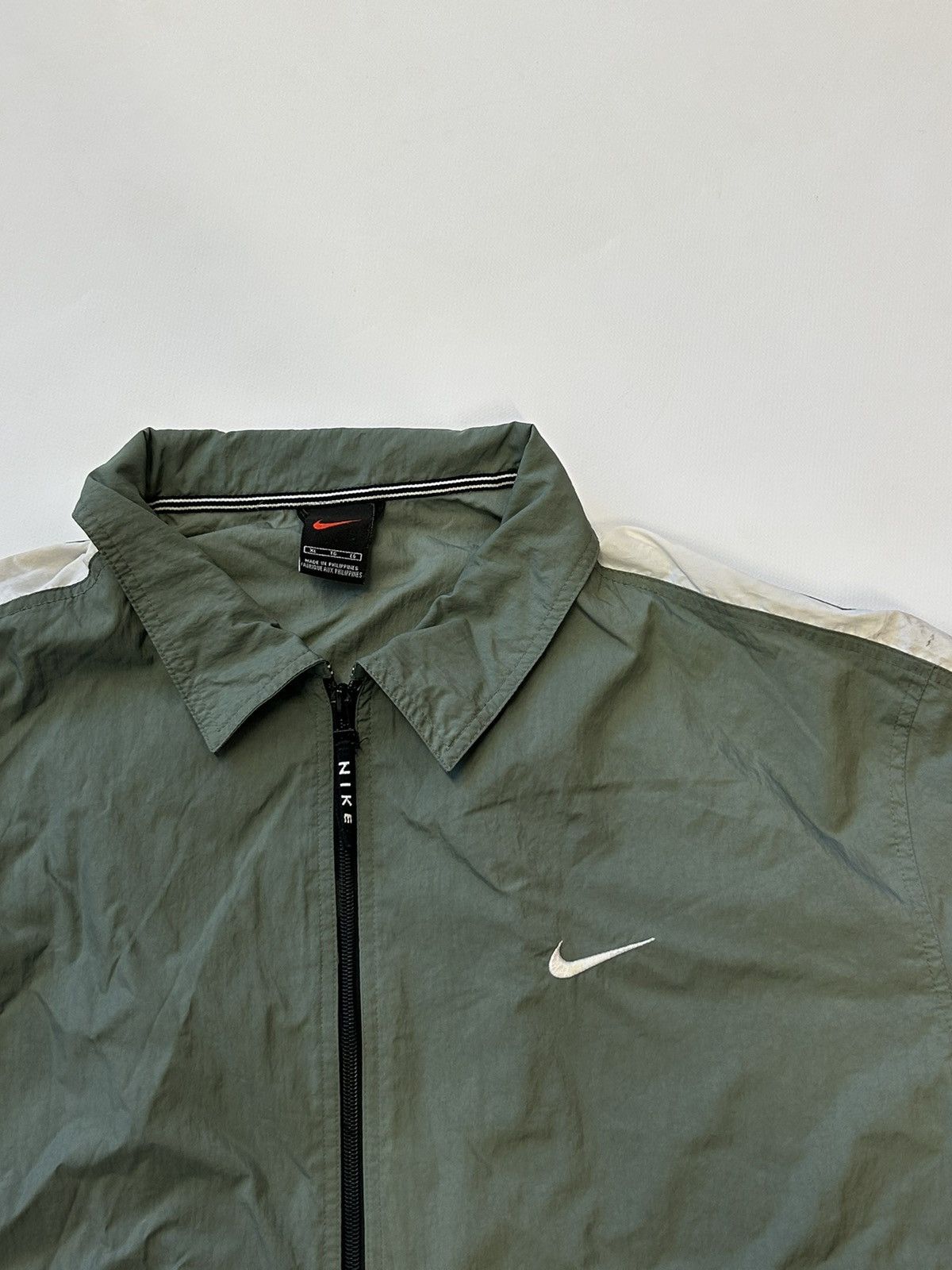 Nike × Vintage Nike Vintage Light Jacket Rare 90s Swoosh Logo Streetwear Size US XL / EU 56 / 4 - 4 Thumbnail