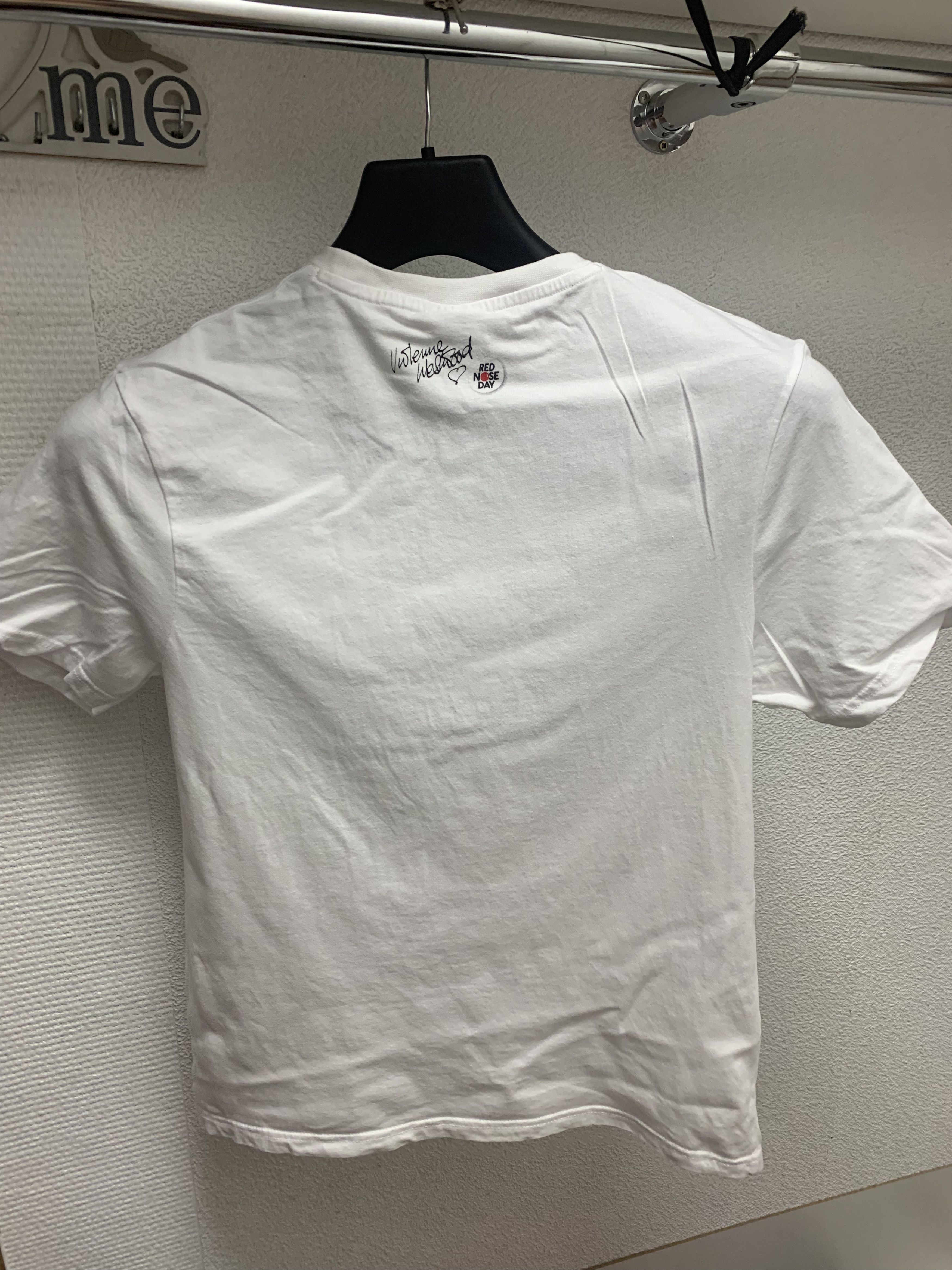 Vivienne Westwood Vivienne Westwood comic relief t-shirt s-xs size Size US S / EU 44-46 / 1 - 5 Thumbnail