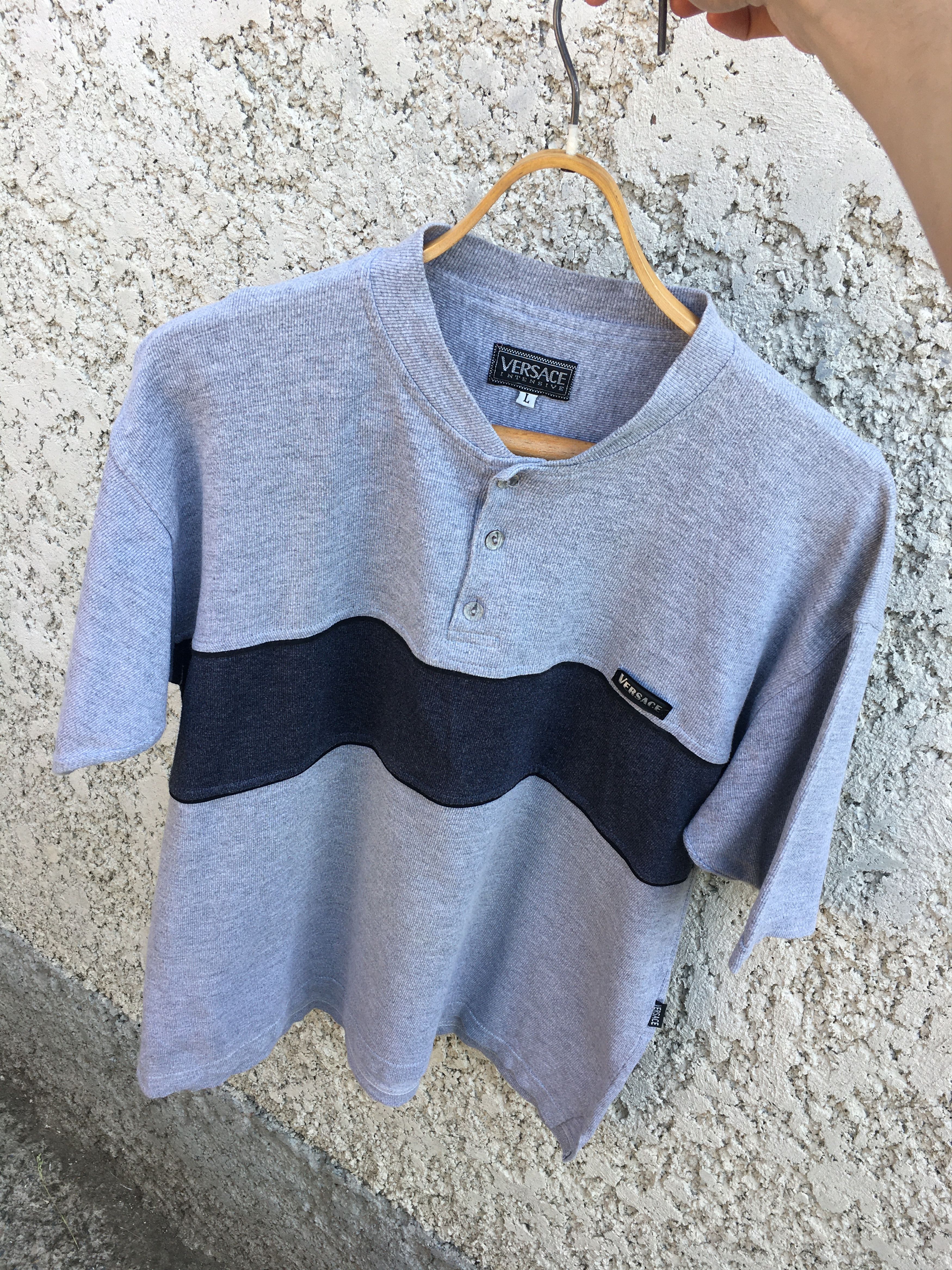 Versace Versace Intensive Vintage 90s Henley T-Shirt Size L Size US L / EU 52-54 / 3 - 3 Thumbnail