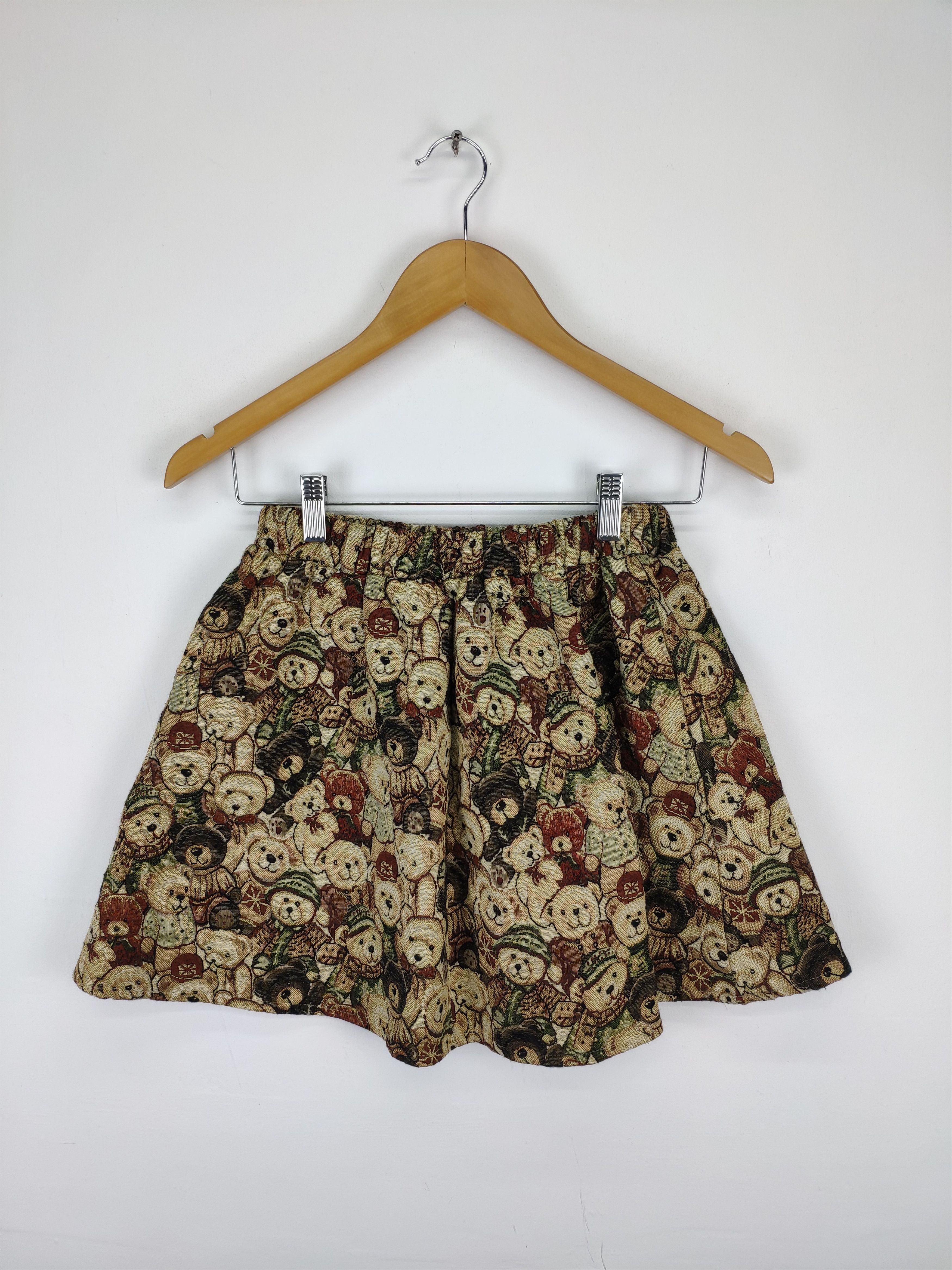 Japanese Brand Vintage Mini Skirt Bear Fullprint Size 28" / US 6 / IT 42 - 9 Thumbnail