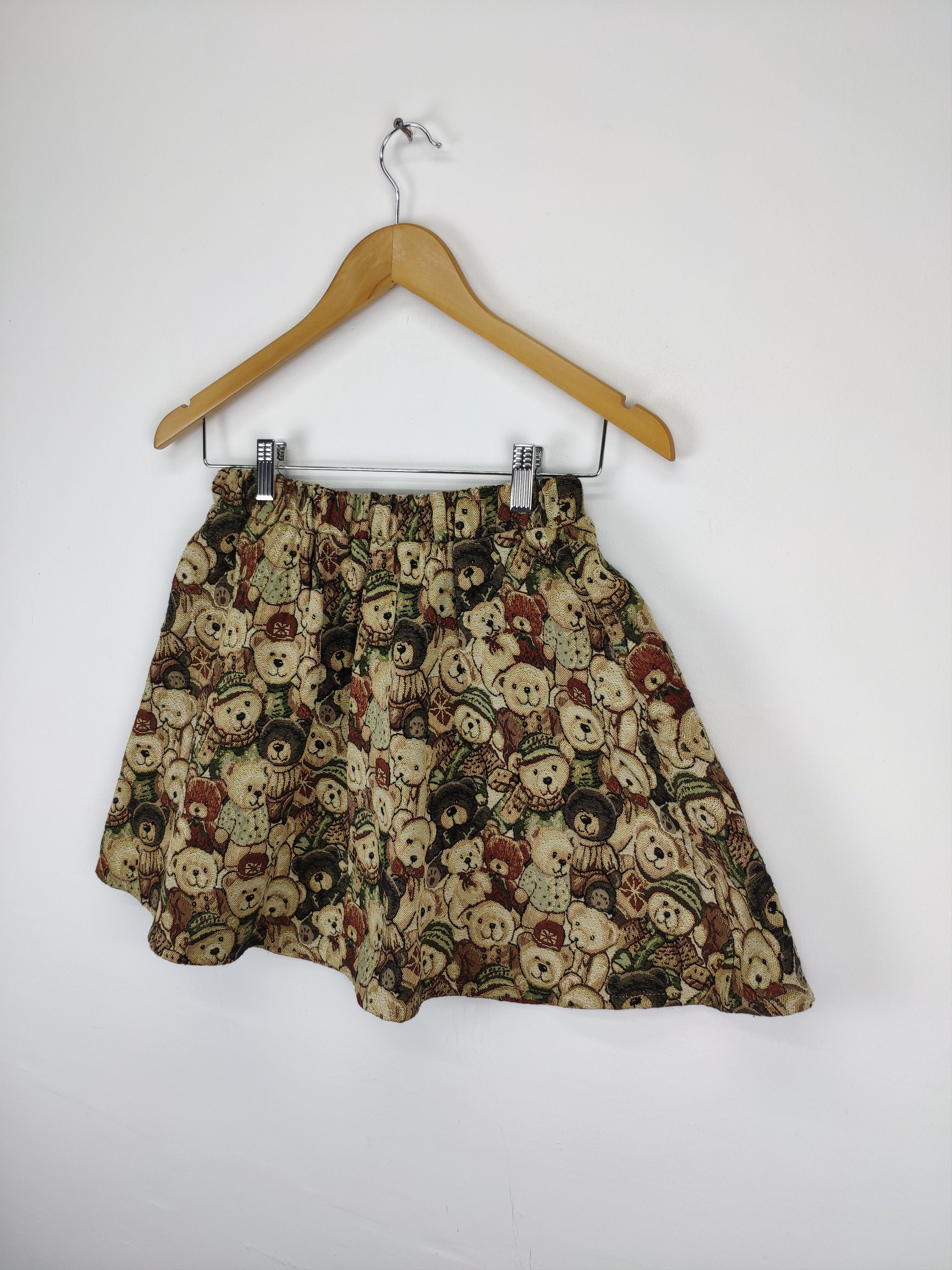 Japanese Brand Vintage Mini Skirt Bear Fullprint Size 28" / US 6 / IT 42 - 2 Thumbnail
