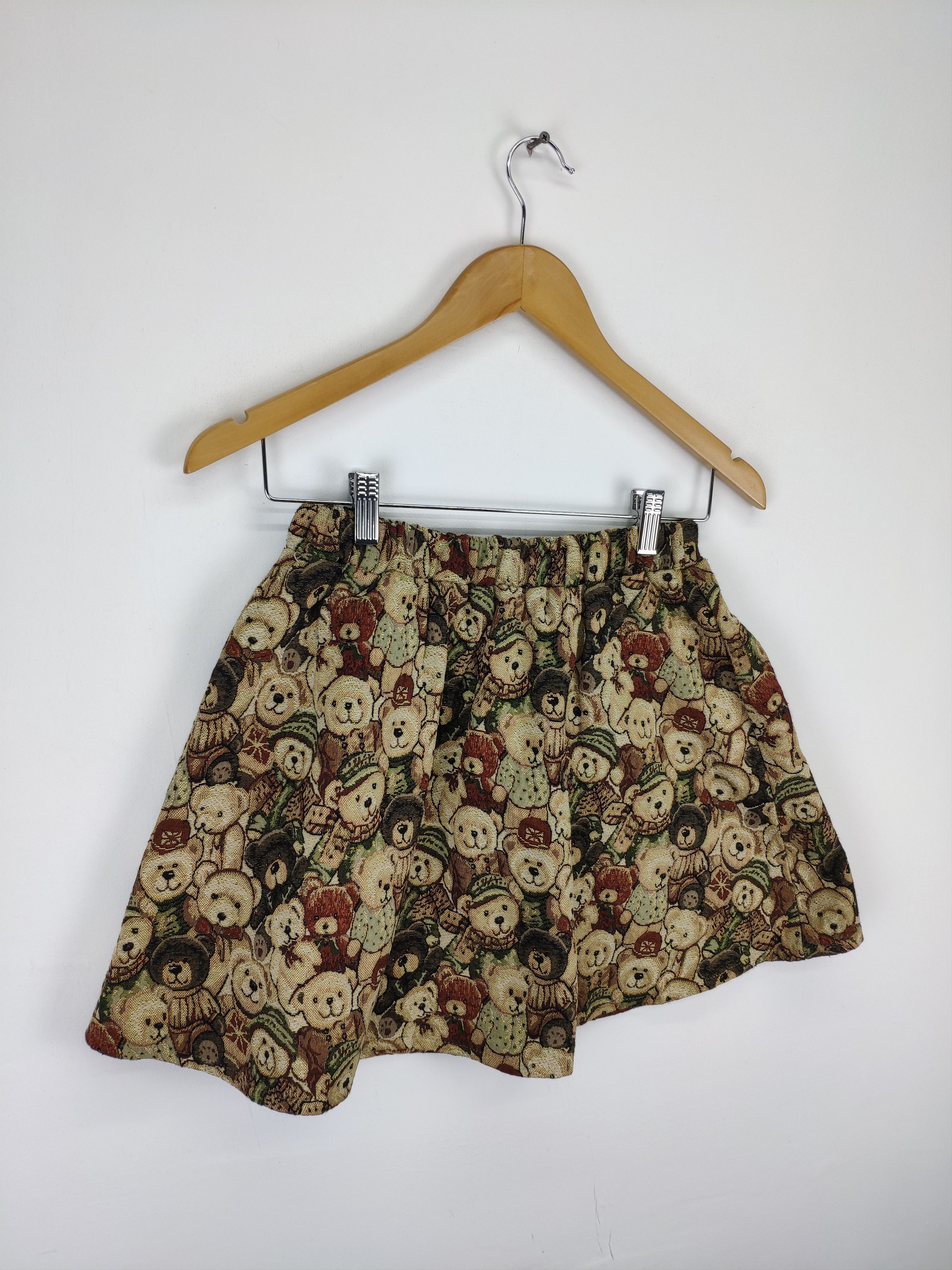 Japanese Brand Vintage Mini Skirt Bear Fullprint Size 28" / US 6 / IT 42 - 3 Thumbnail