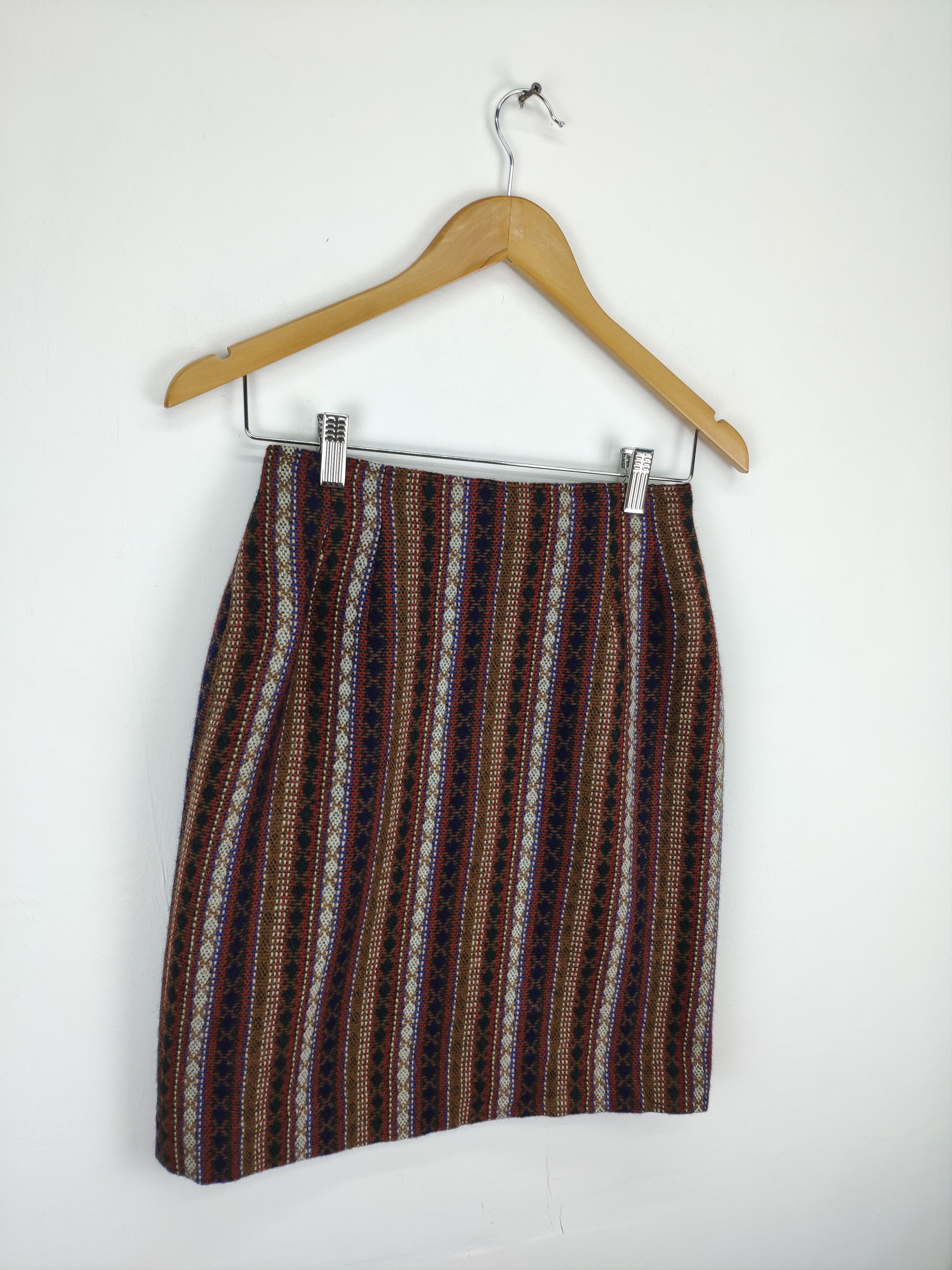 Japanese Brand Vintage Wool Mini Skirt Native Style Size 24" / US 00 / IT 34 - 3 Thumbnail