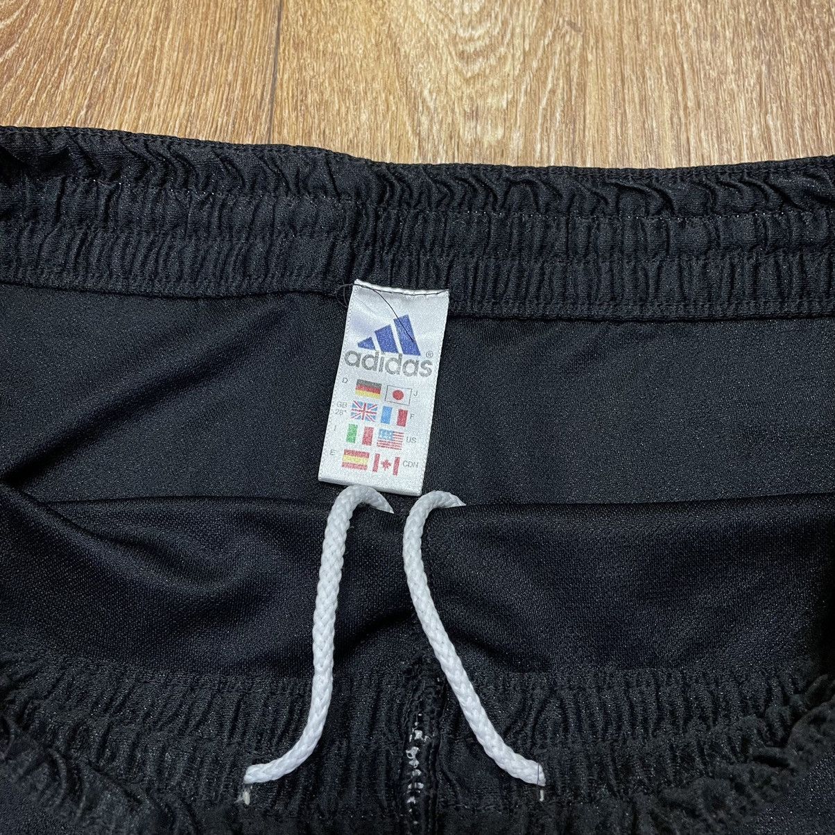 Vintage Vintage Y2K Adidas Striped Athletic Shorts Black Punk Logo M Size US 32 / EU 48 - 4 Thumbnail