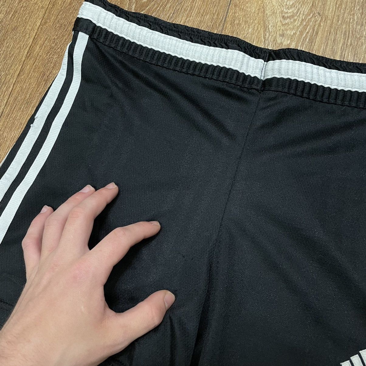 Vintage Vintage Y2K Adidas Striped Athletic Shorts Black Punk Logo M Size US 32 / EU 48 - 3 Thumbnail