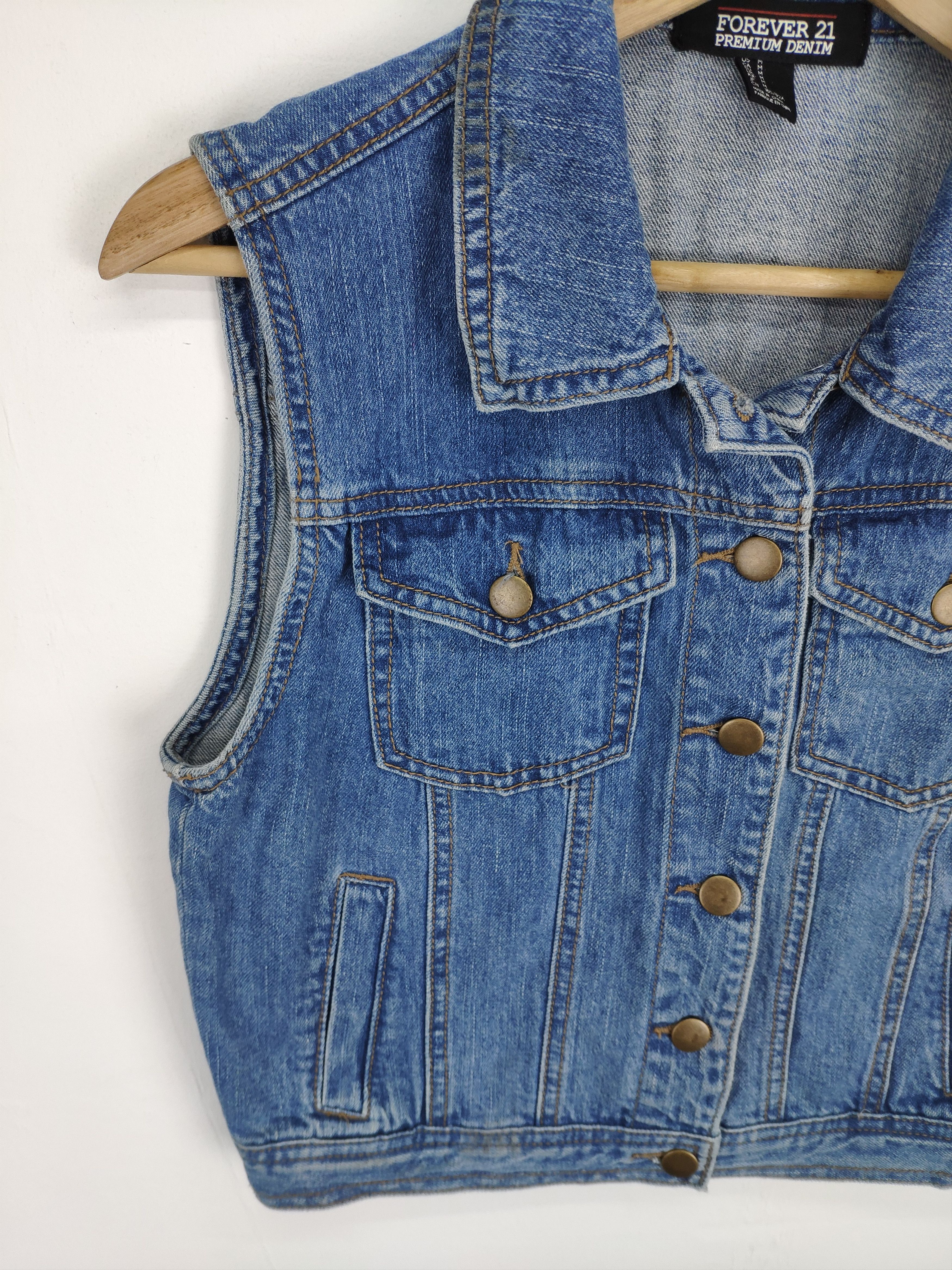 Forever 21 Forever 21 Denim Vest Button Up Size S / US 4 / IT 40 - 5 Thumbnail