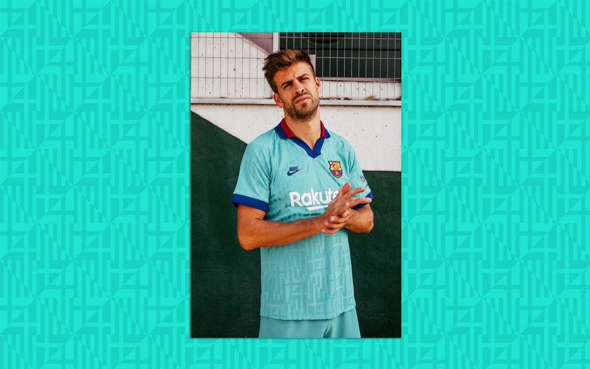 Nike NWT BARCELONA NIKE 2019/2020 FOOTBALL WOMENS THIRD JERSEY Size L / US 10 / IT 46 - 17 Thumbnail