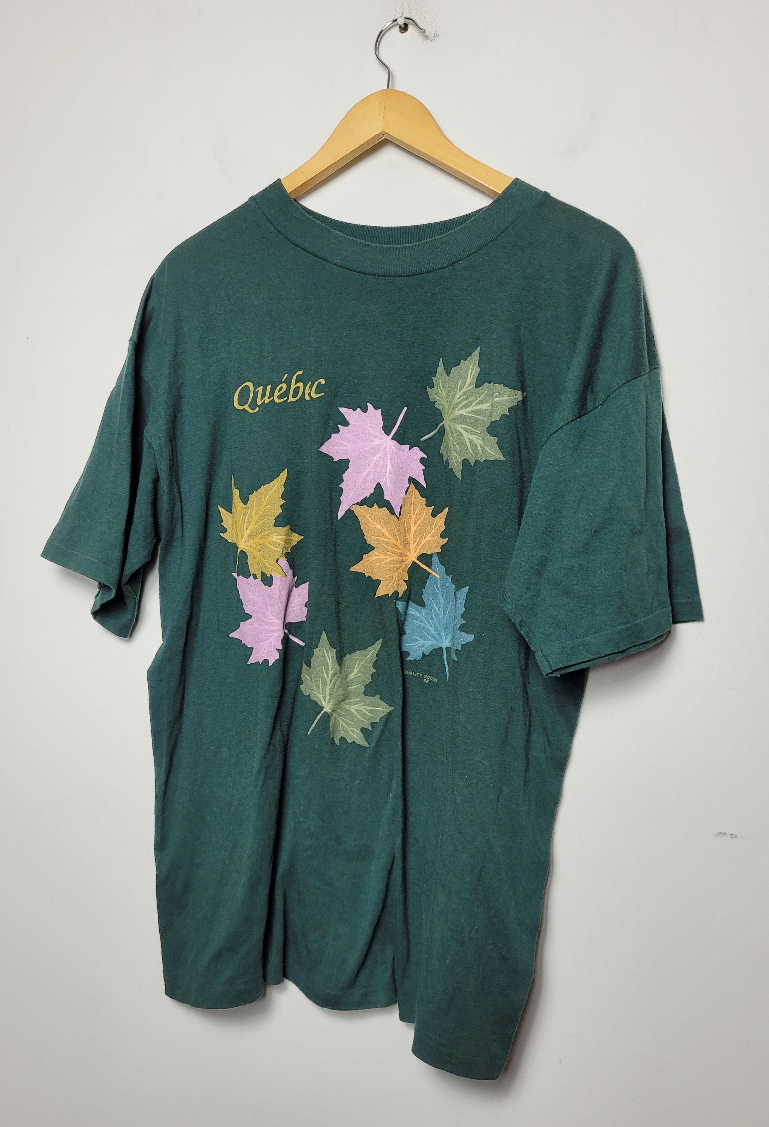 Vintage vintage 80s Quebec nature made in Canada tee Size US L / EU 52-54 / 3 - 1 Thumbnail