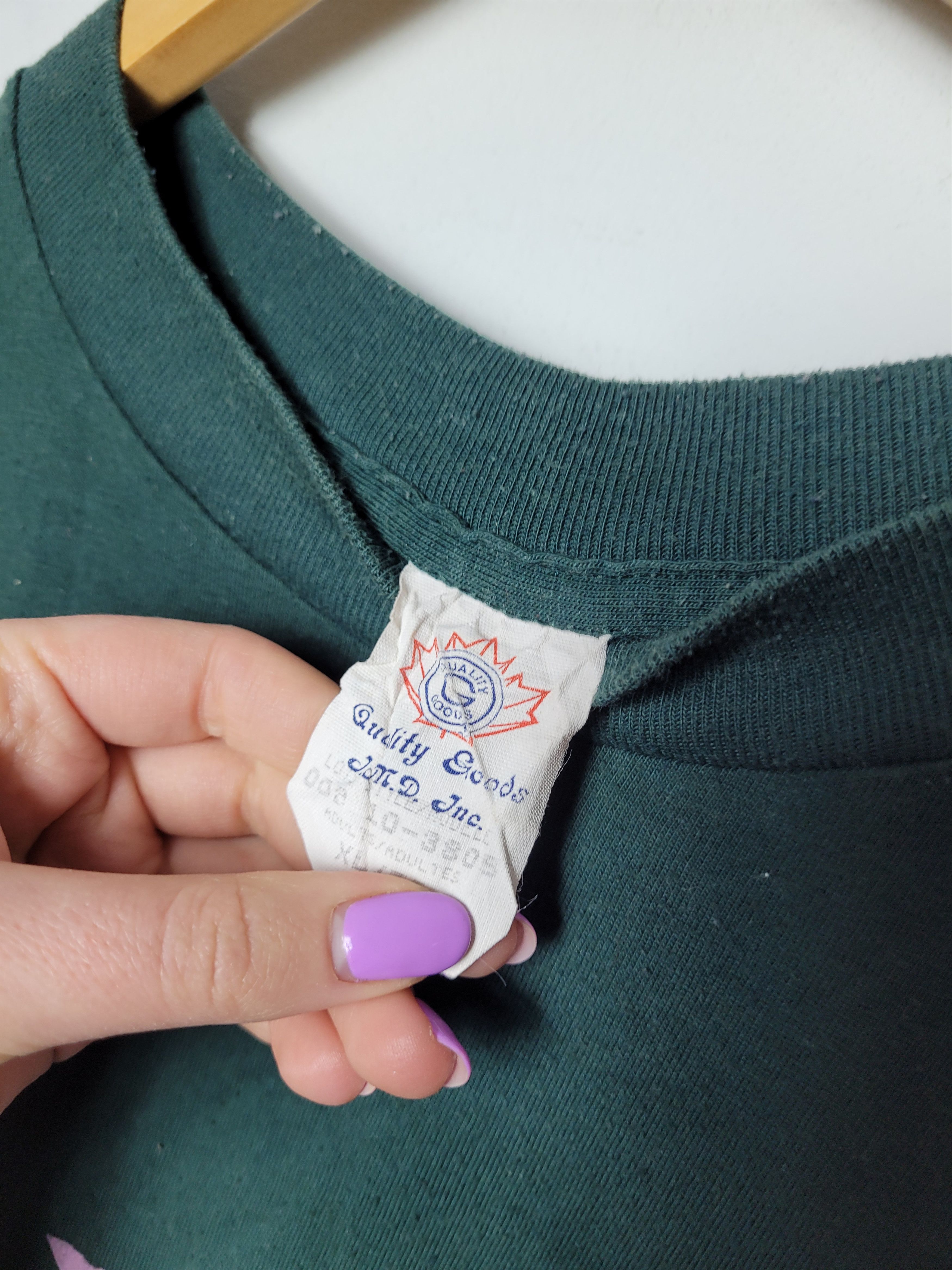 Vintage vintage 80s Quebec nature made in Canada tee Size US L / EU 52-54 / 3 - 6 Thumbnail