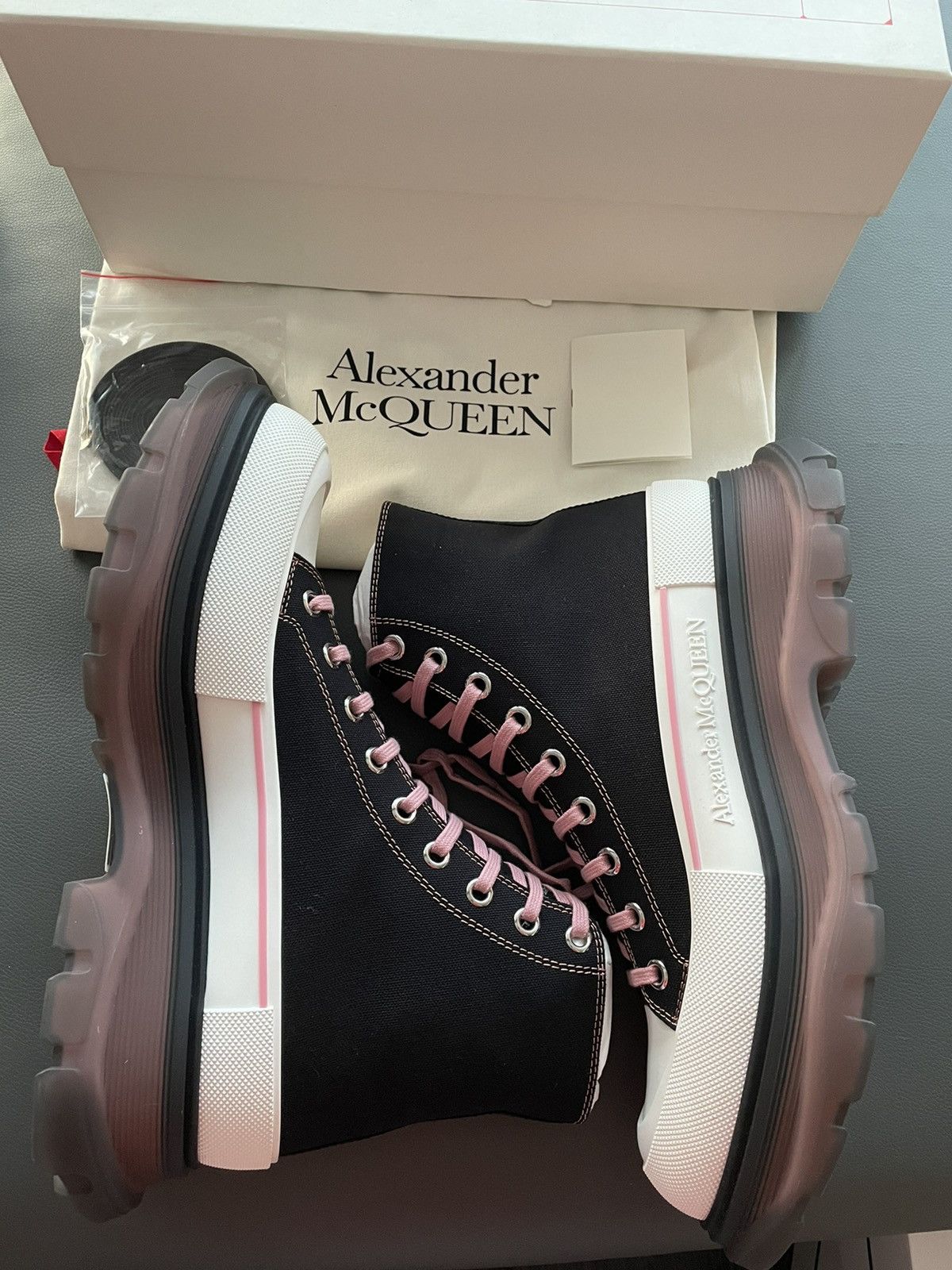 Alexander McQueen × MCQ Super Rare Limited Edition Runway Brand New Rare Tread Boots Size US 11 / EU 44 - 15 Thumbnail