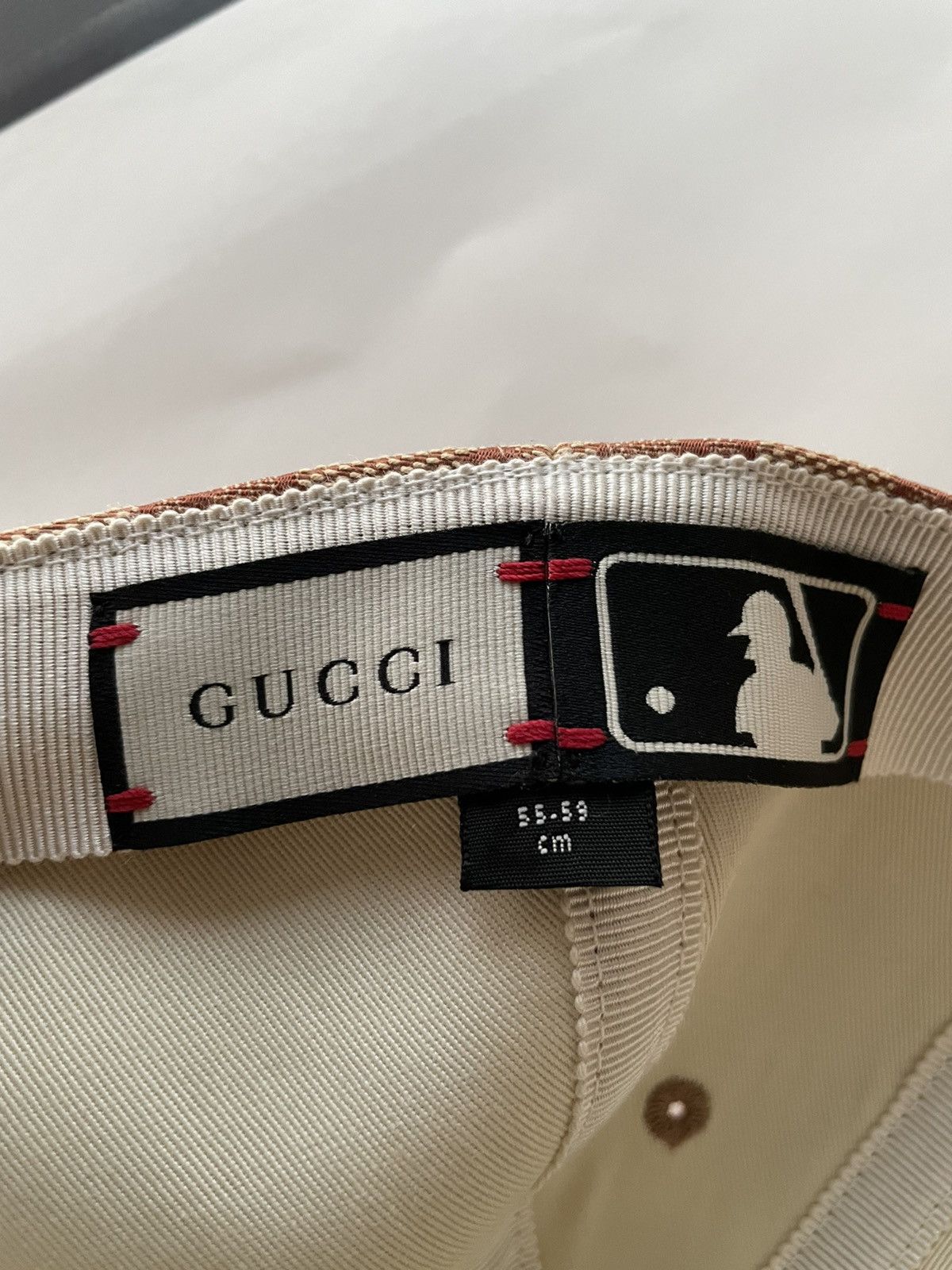Gucci × MLB Super Runway Limited Edition Gucci x LA Dodgers GG Logo Hat Size ONE SIZE - 12 Thumbnail